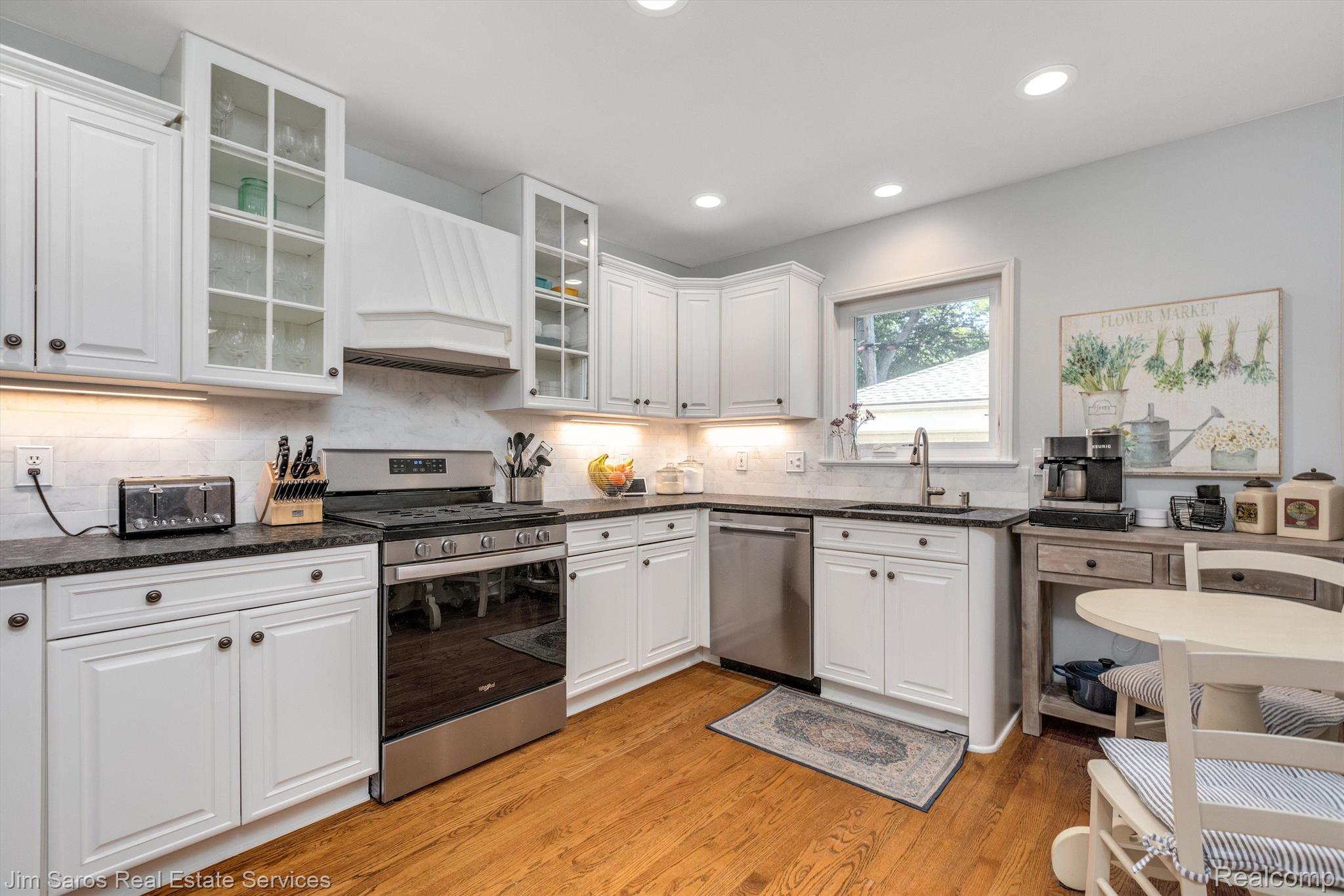 286 MOUNT VERNON Avenue