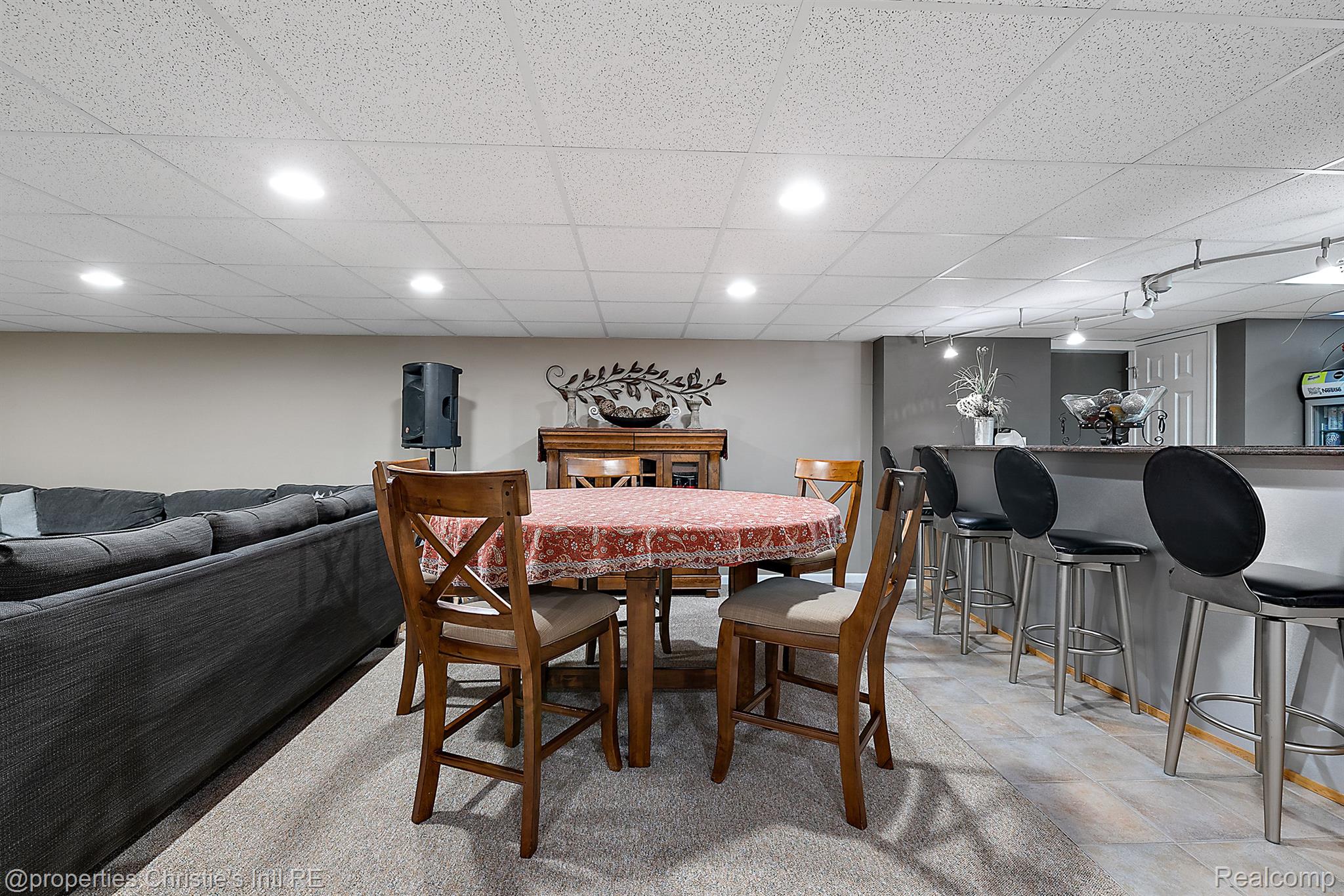 4346 CURRY Drive