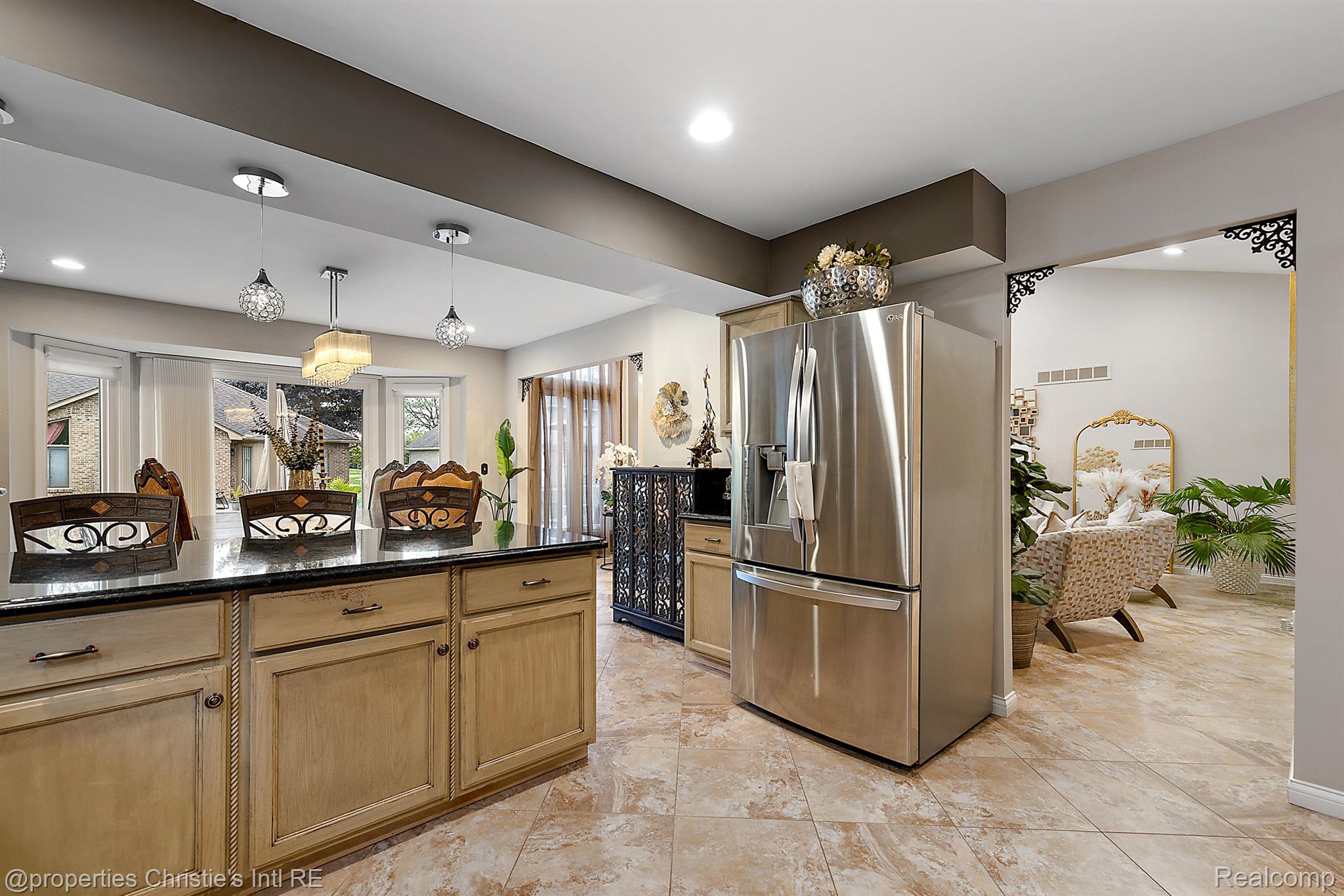 4346 CURRY Drive