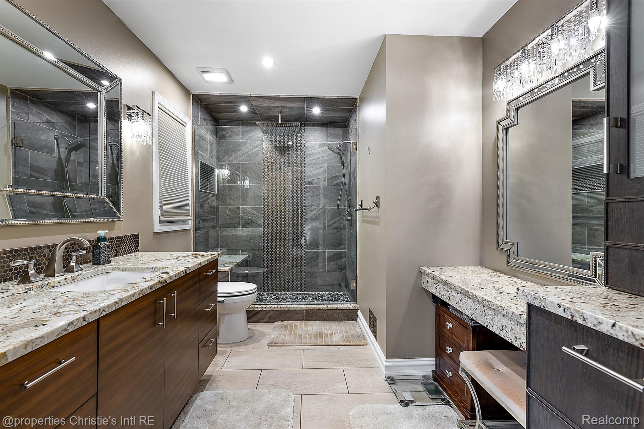 4346 CURRY Drive
