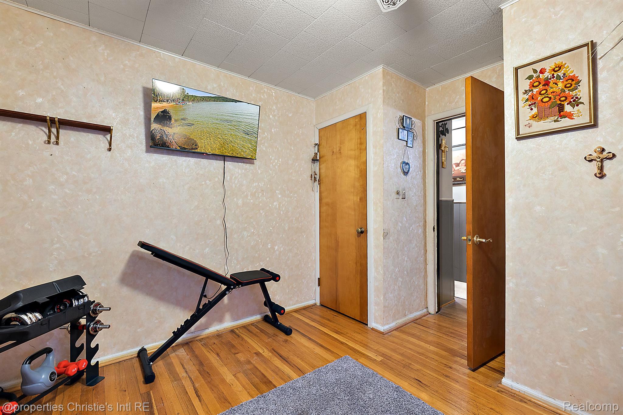 18495 STEPHENS Drive