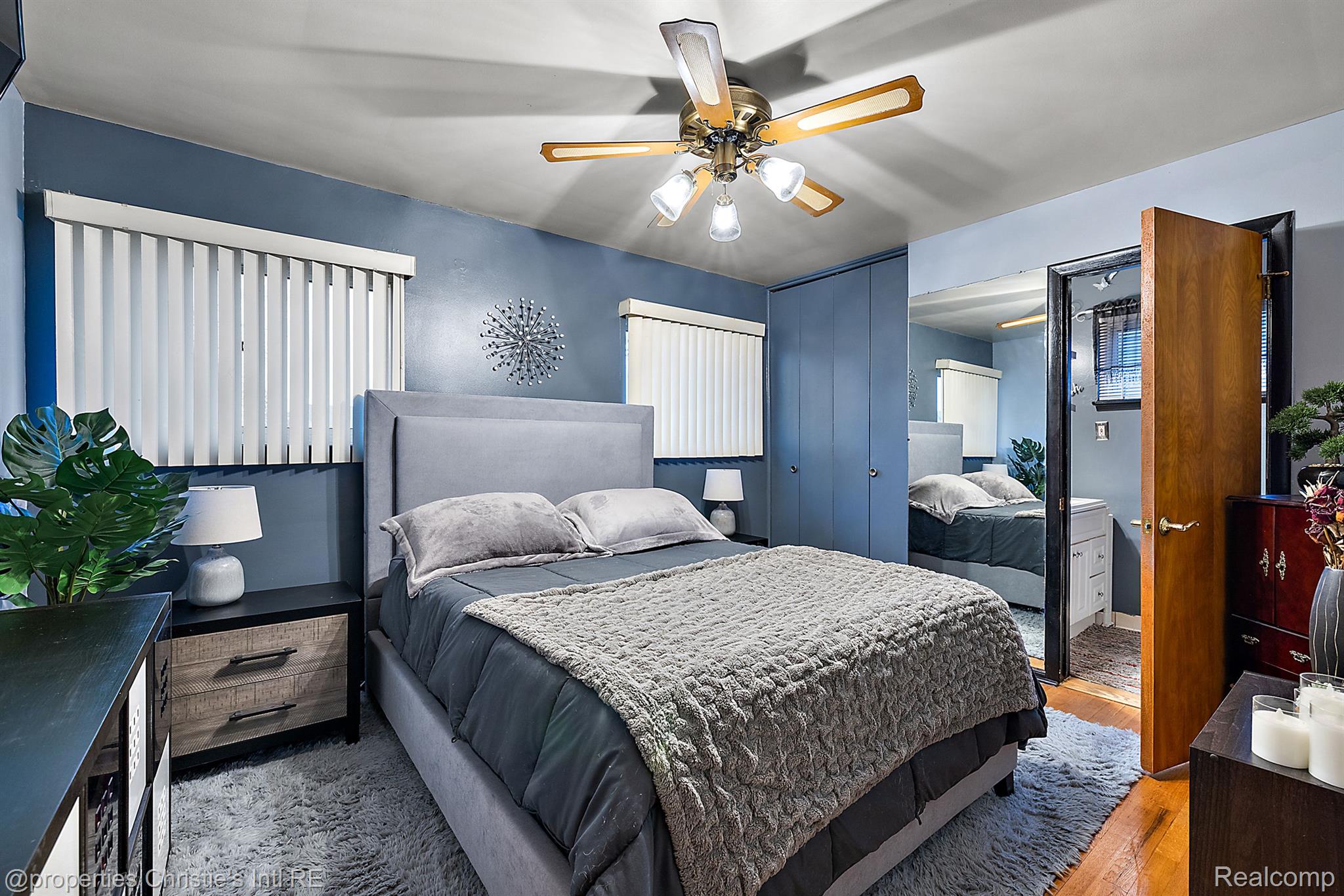 18495 STEPHENS Drive