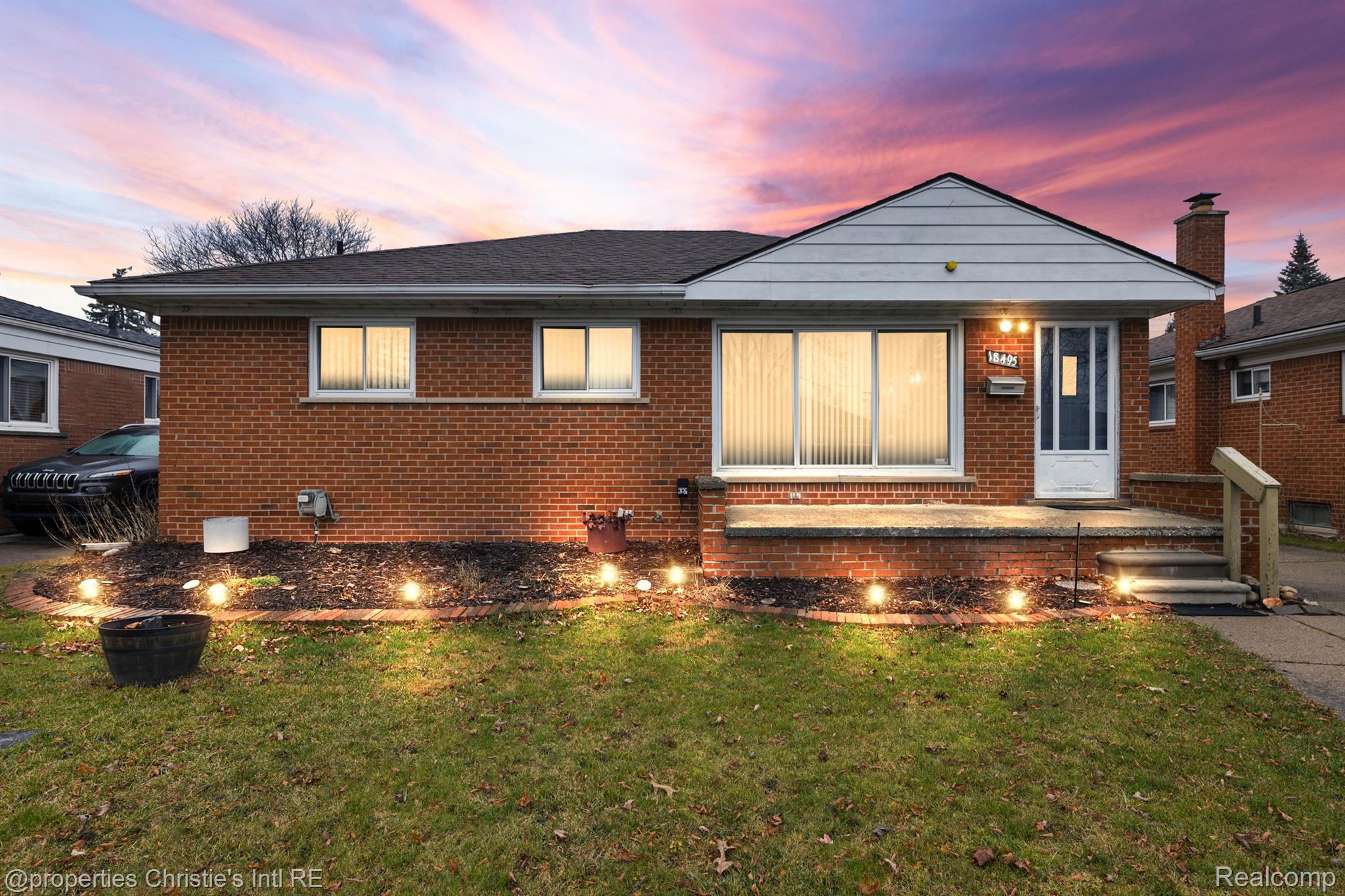 18495 STEPHENS Drive