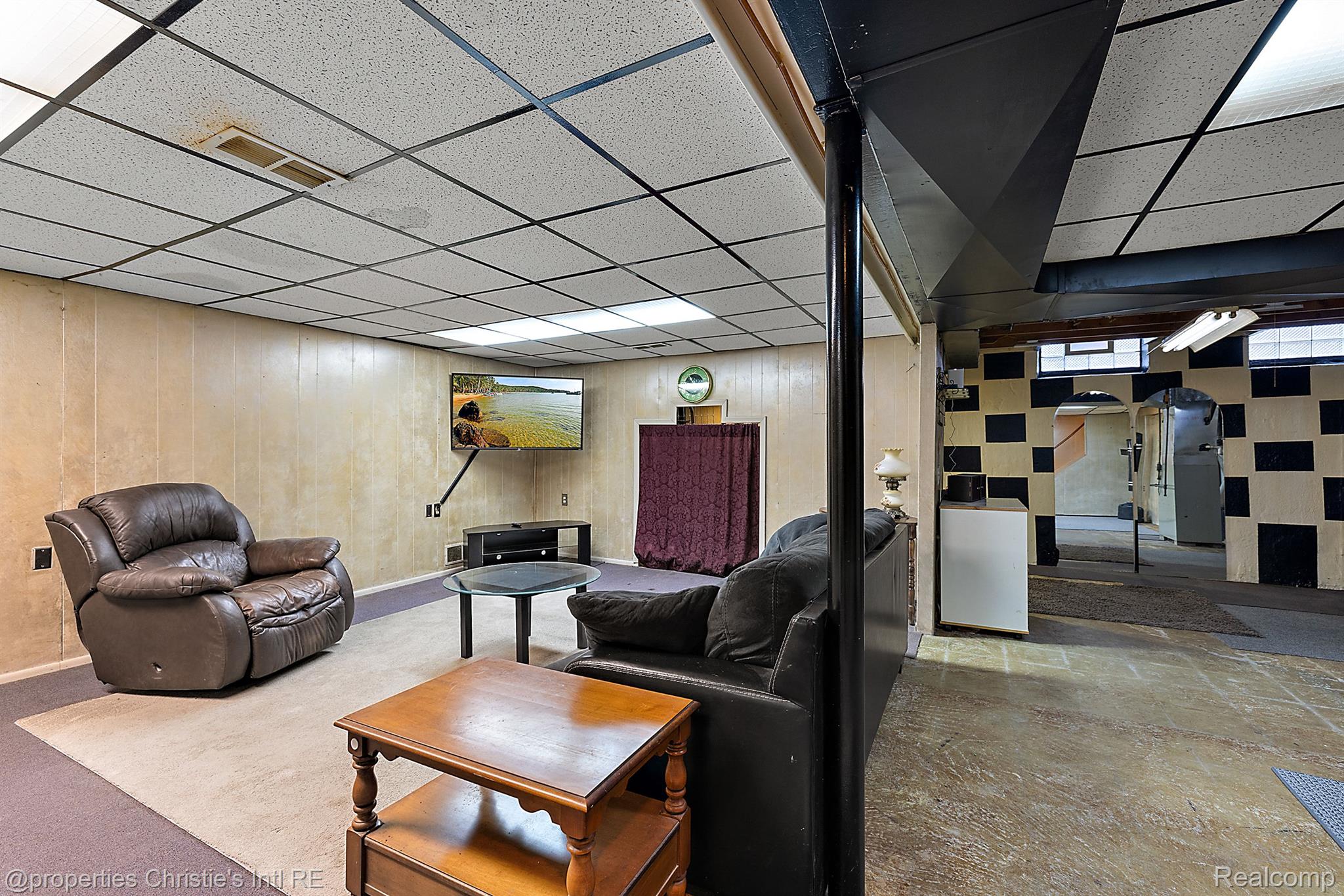 18495 STEPHENS Drive