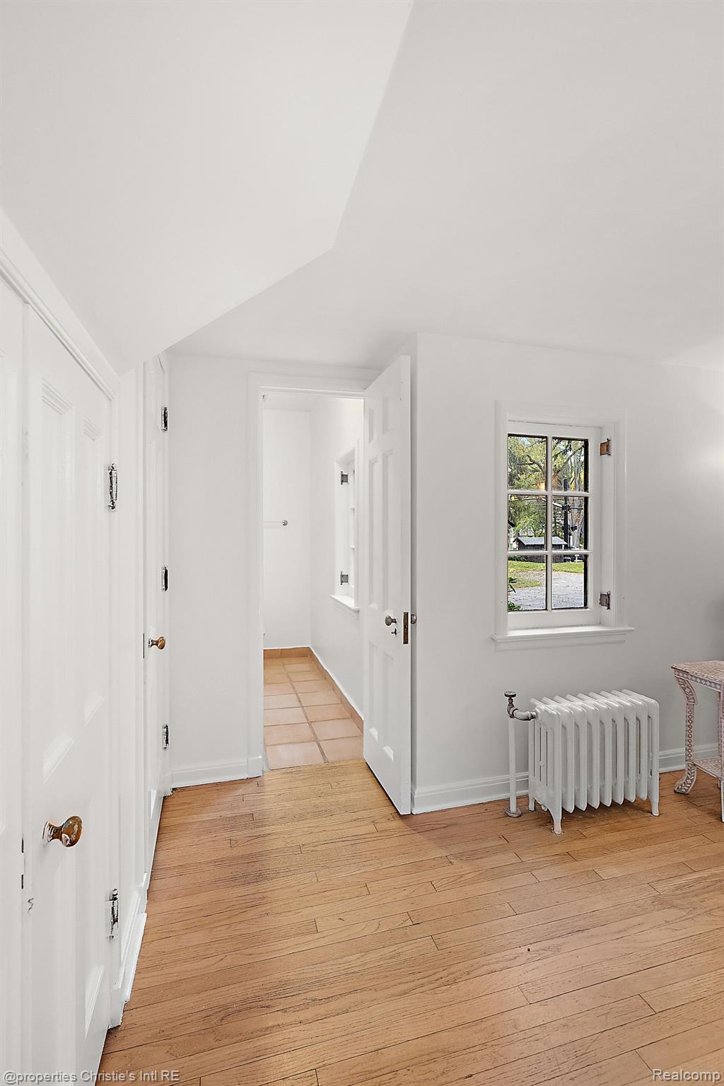347 Kercheval Avenue