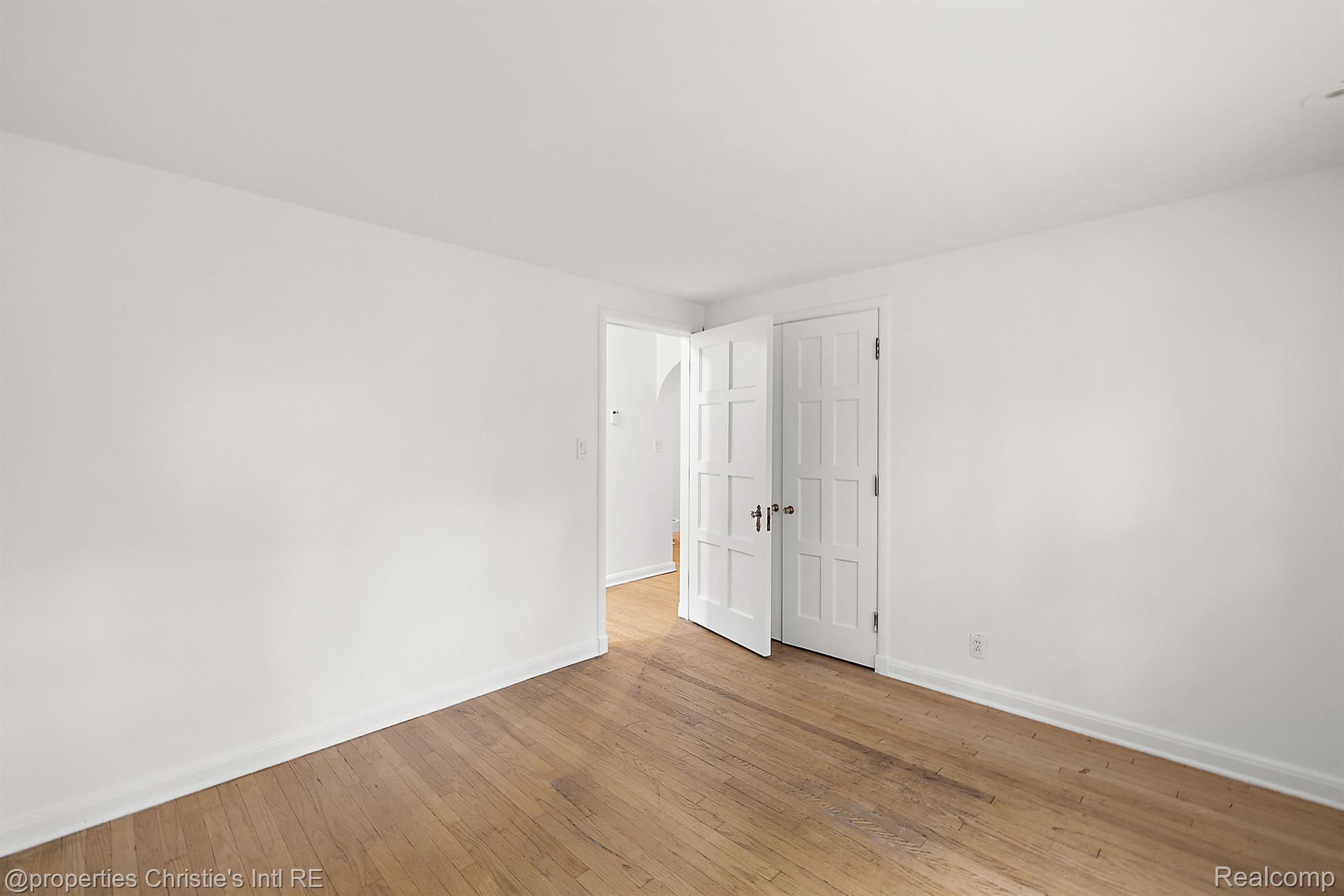 347 Kercheval Avenue