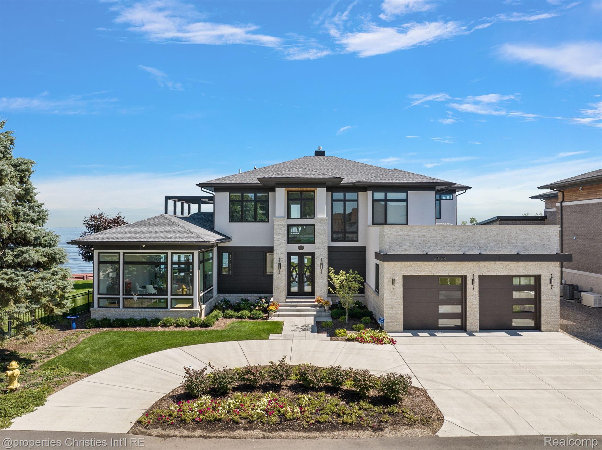 33168 N RIVER Road