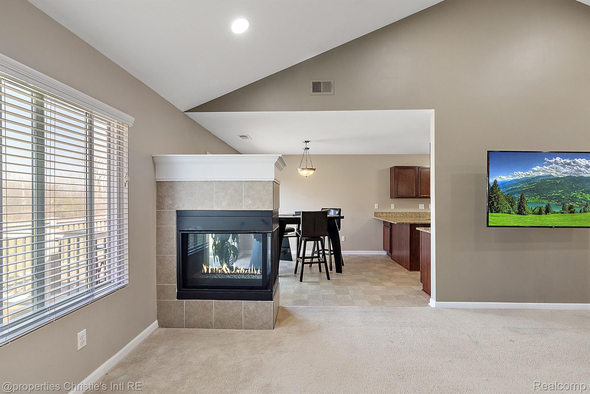 29499 WOODPARK Circle