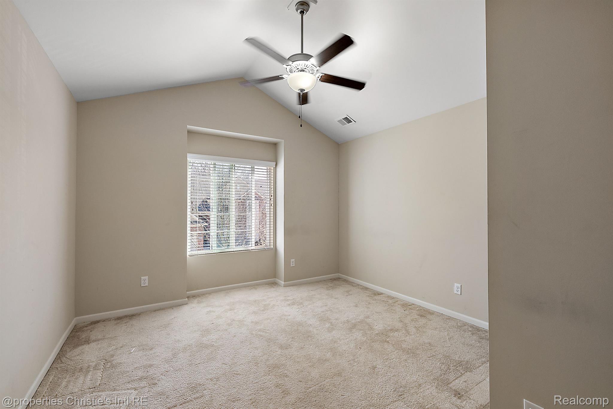 29499 WOODPARK Circle