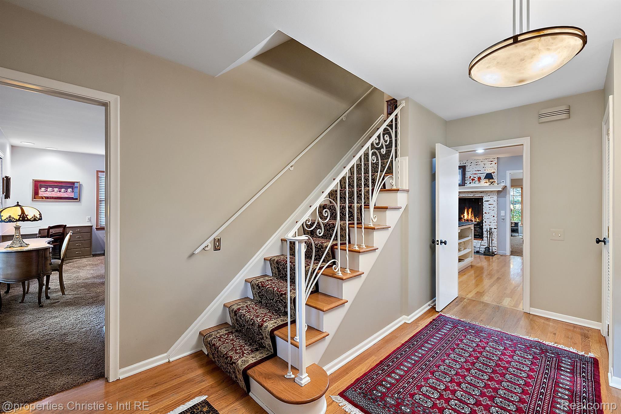 35 NEWBERRY