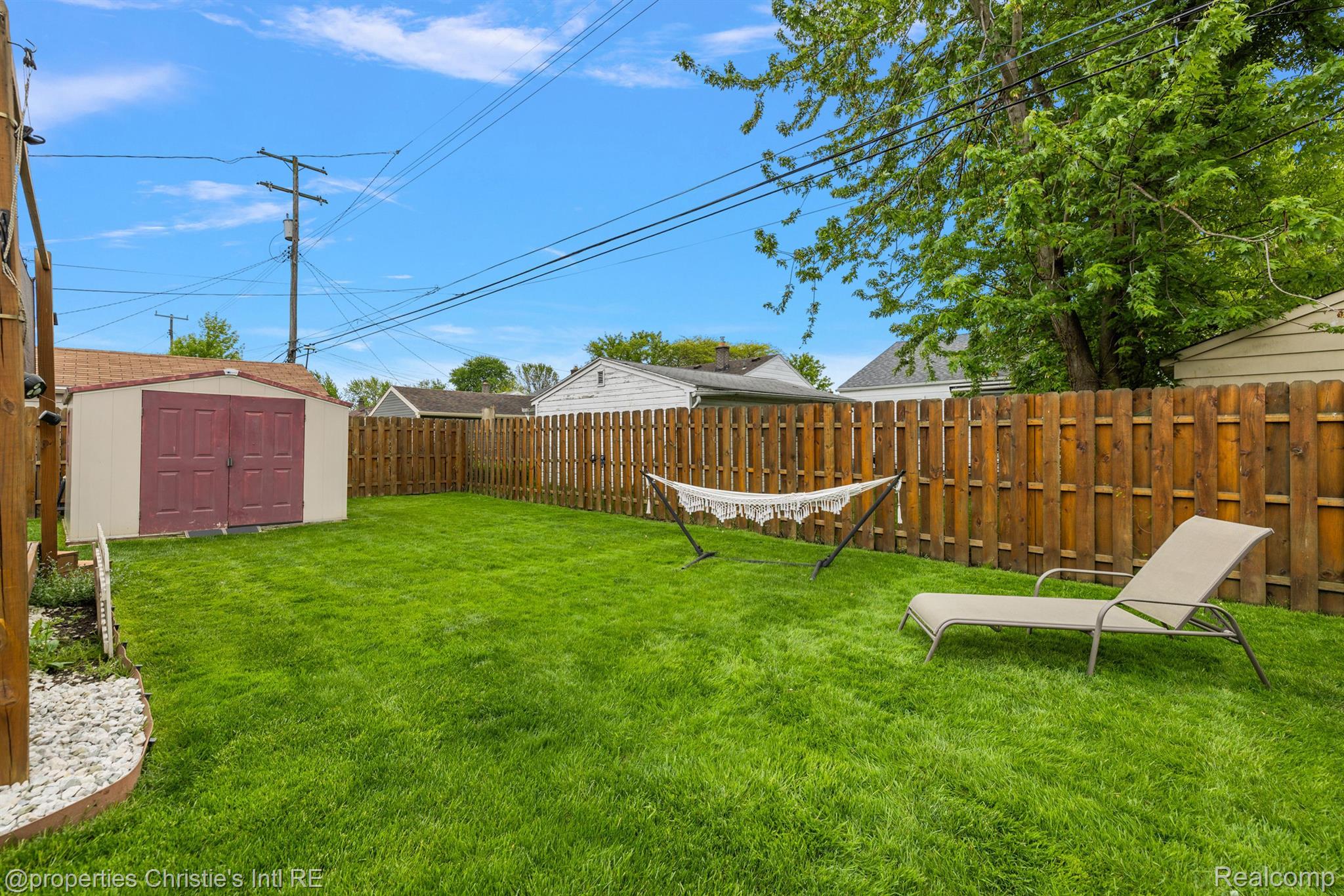 22928 MAXINE Street