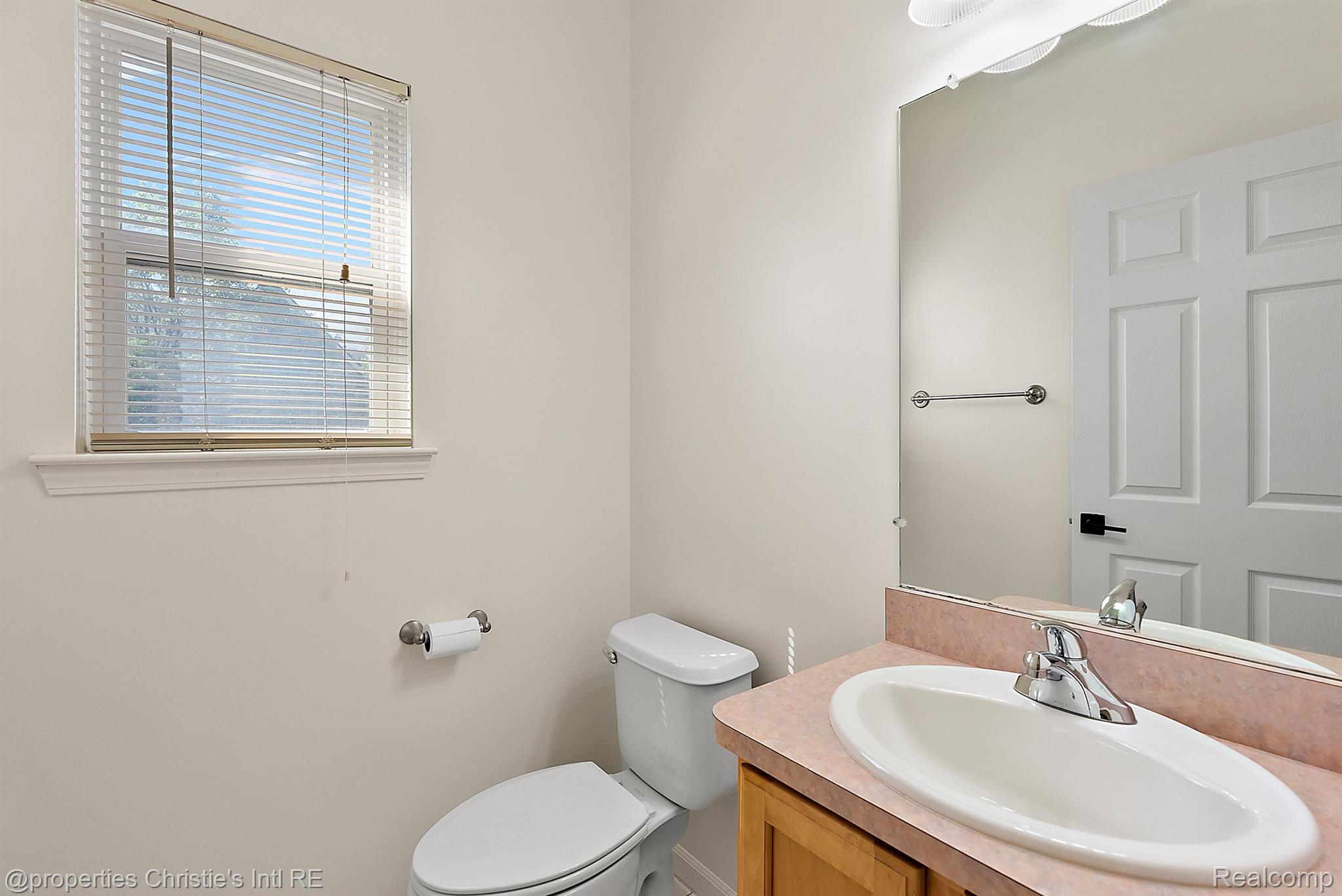 298 E PALMER Street 26