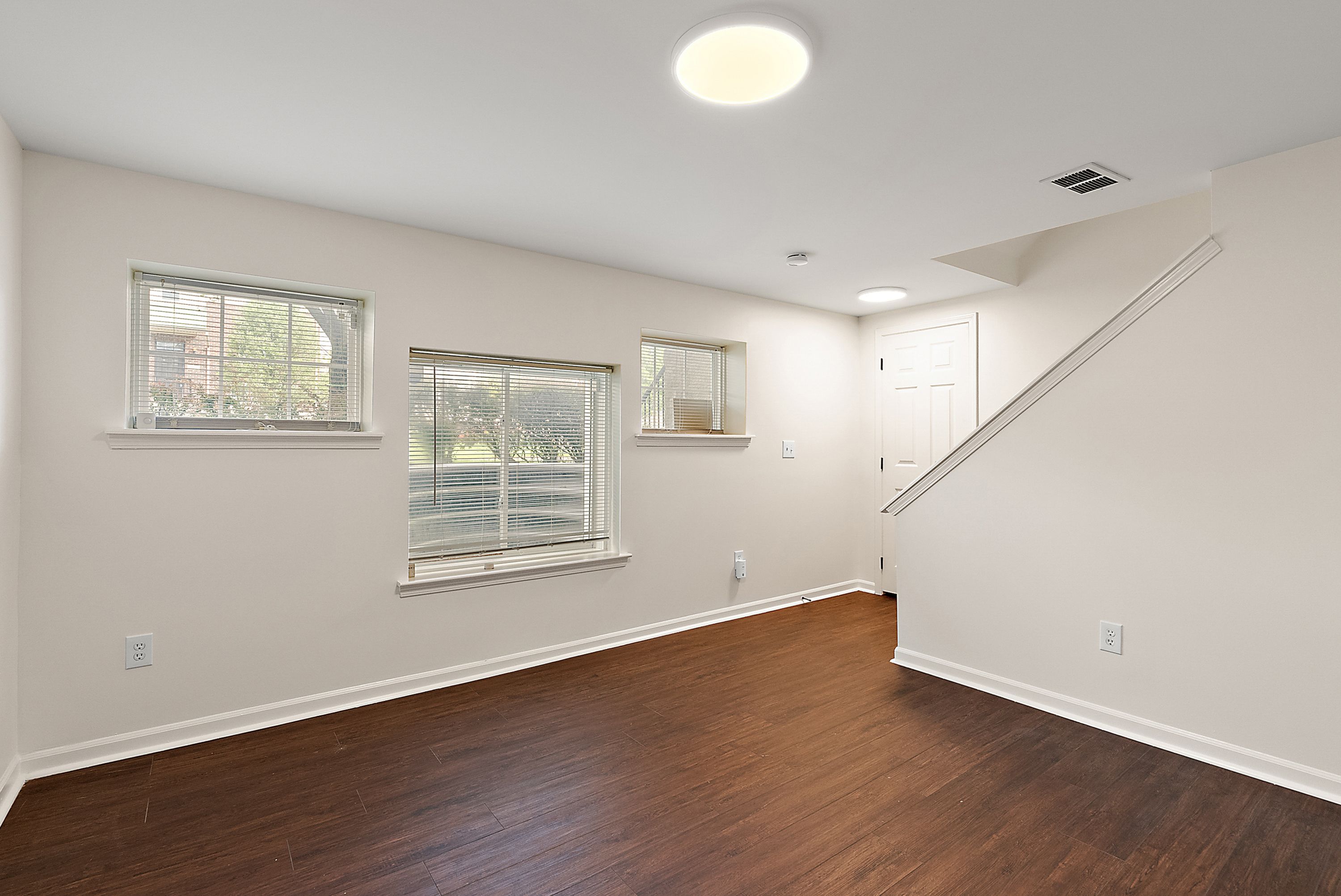 298 E PALMER Street 26