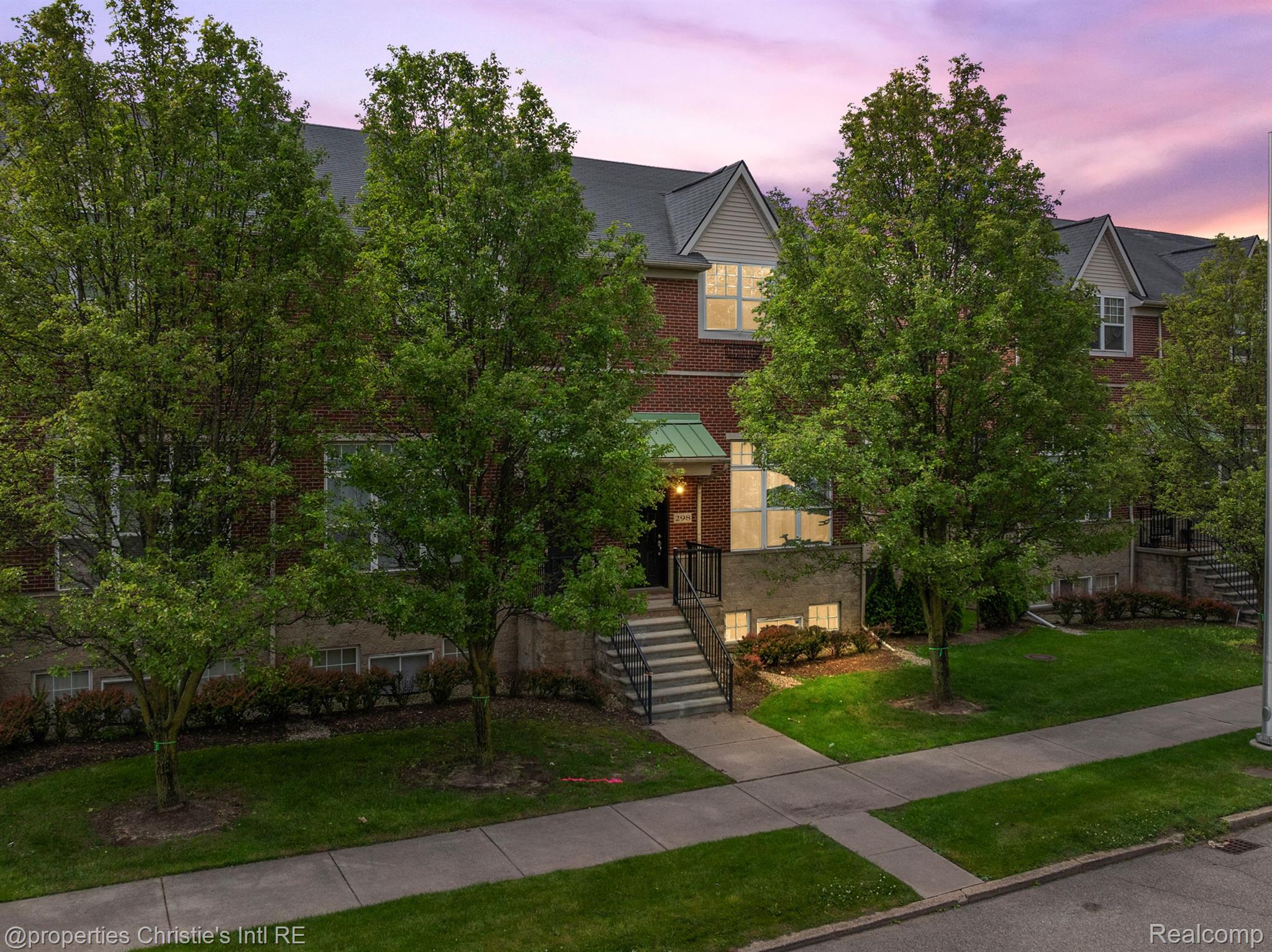 298 E PALMER Street 26