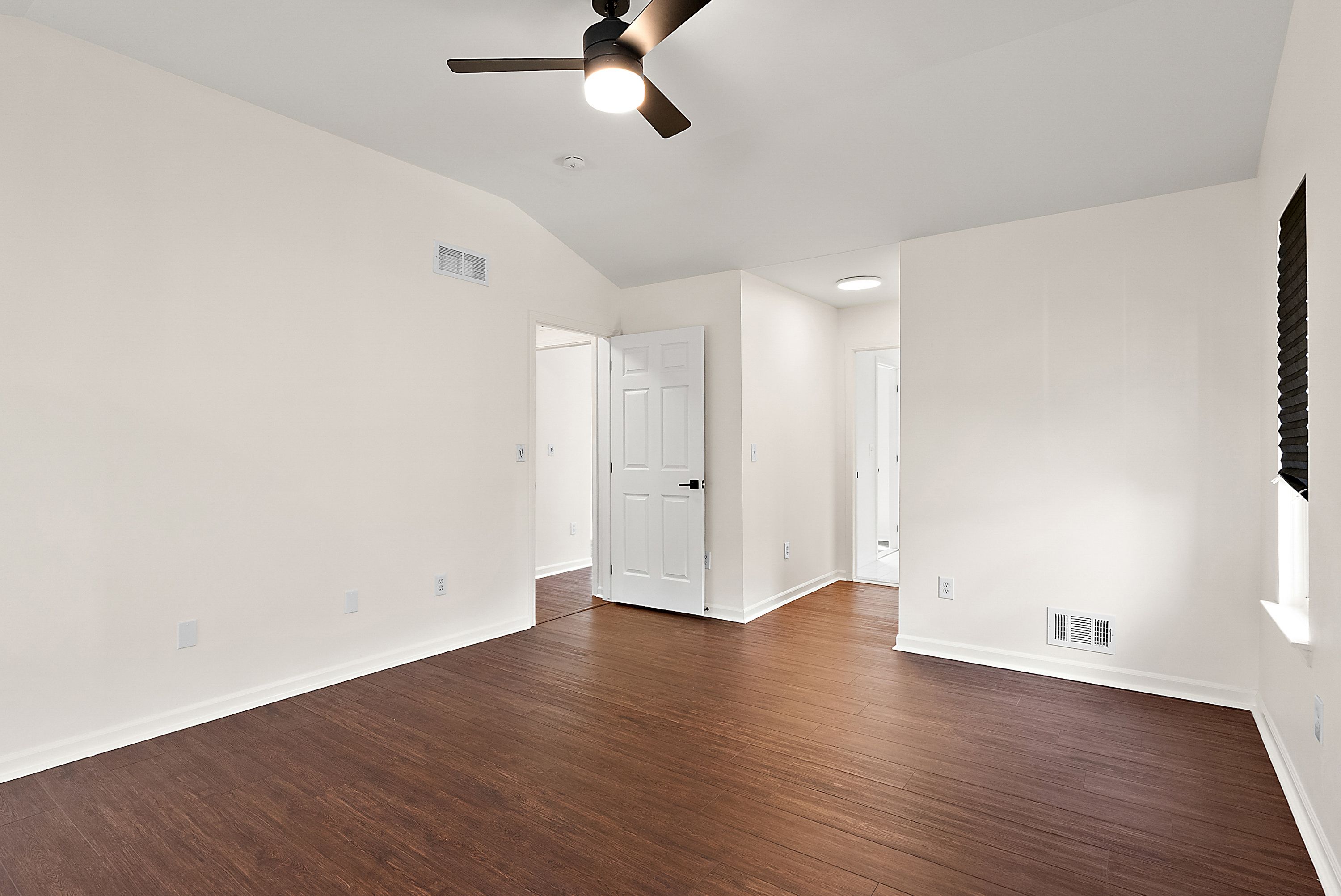 298 E PALMER Street 26