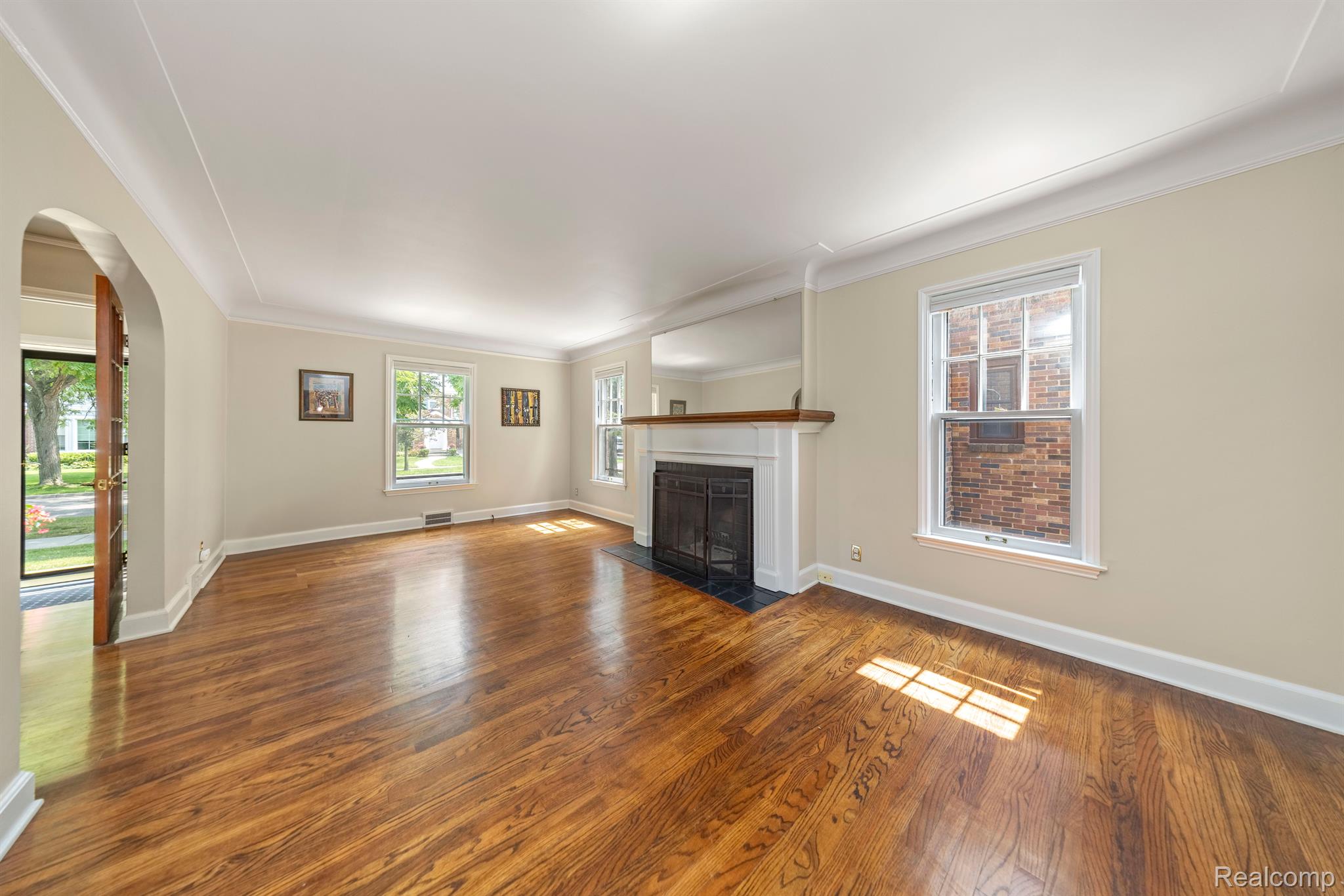 413 MCKINLEY Avenue
