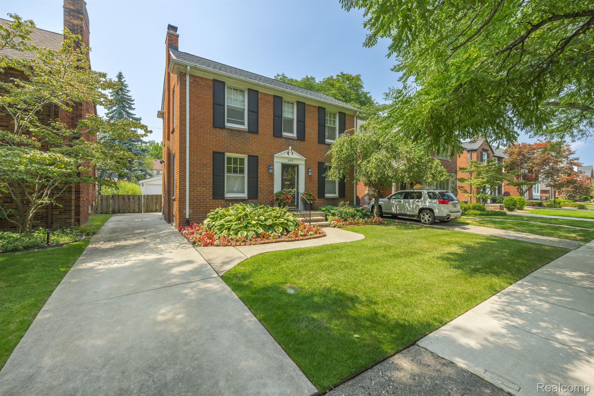 413 MCKINLEY Avenue