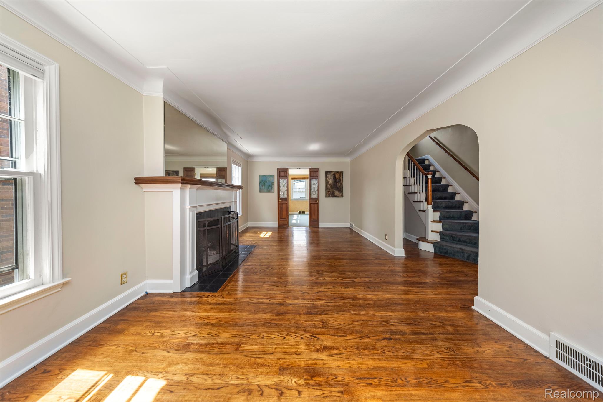413 MCKINLEY Avenue