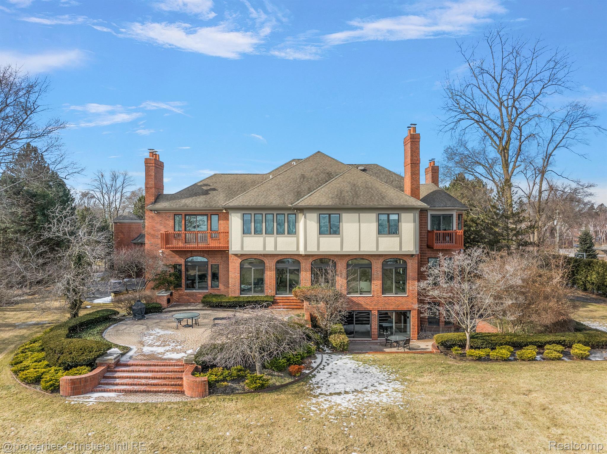 15440 WINDMILL POINTE Drive