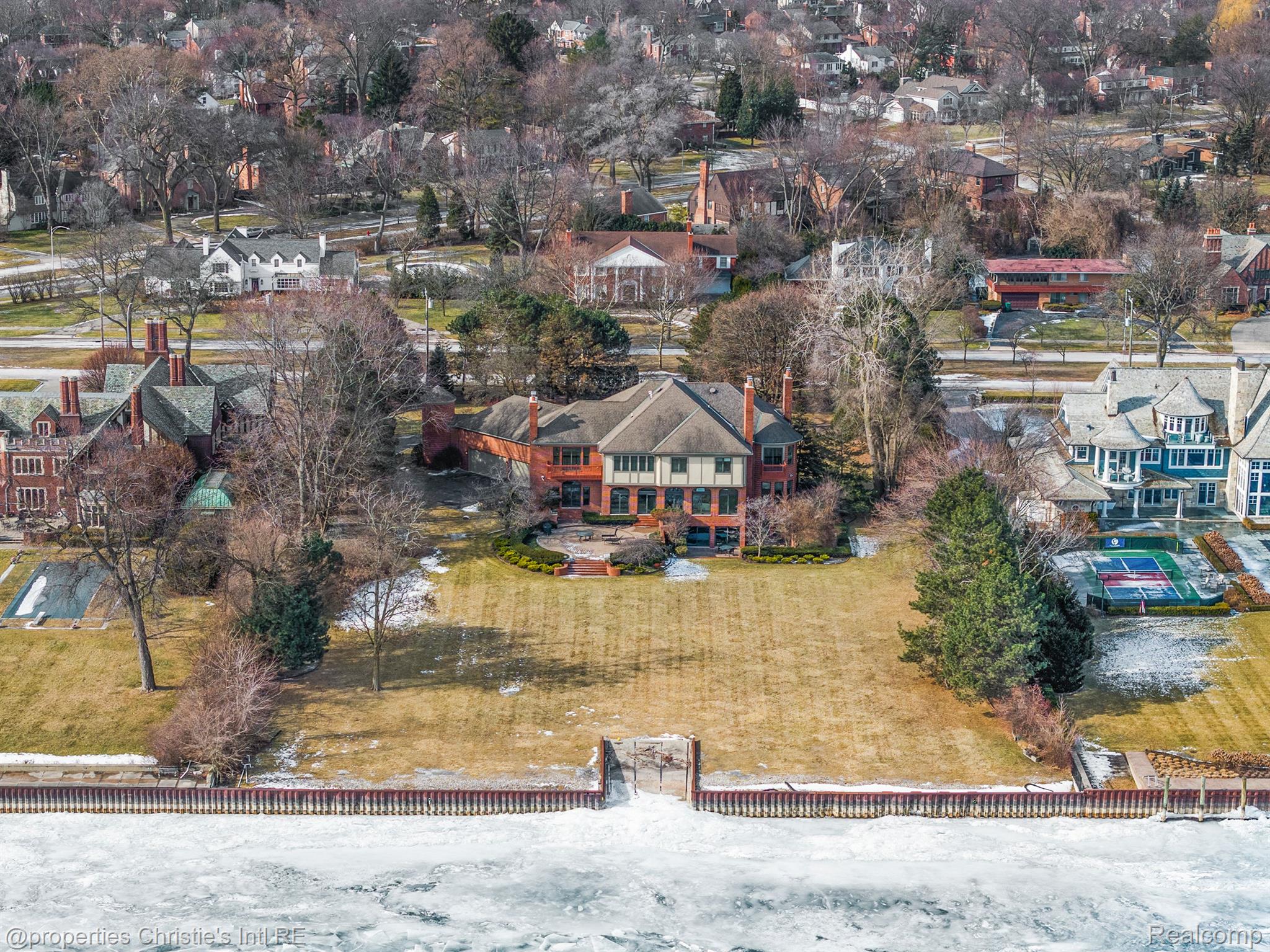 15440 WINDMILL POINTE Drive
