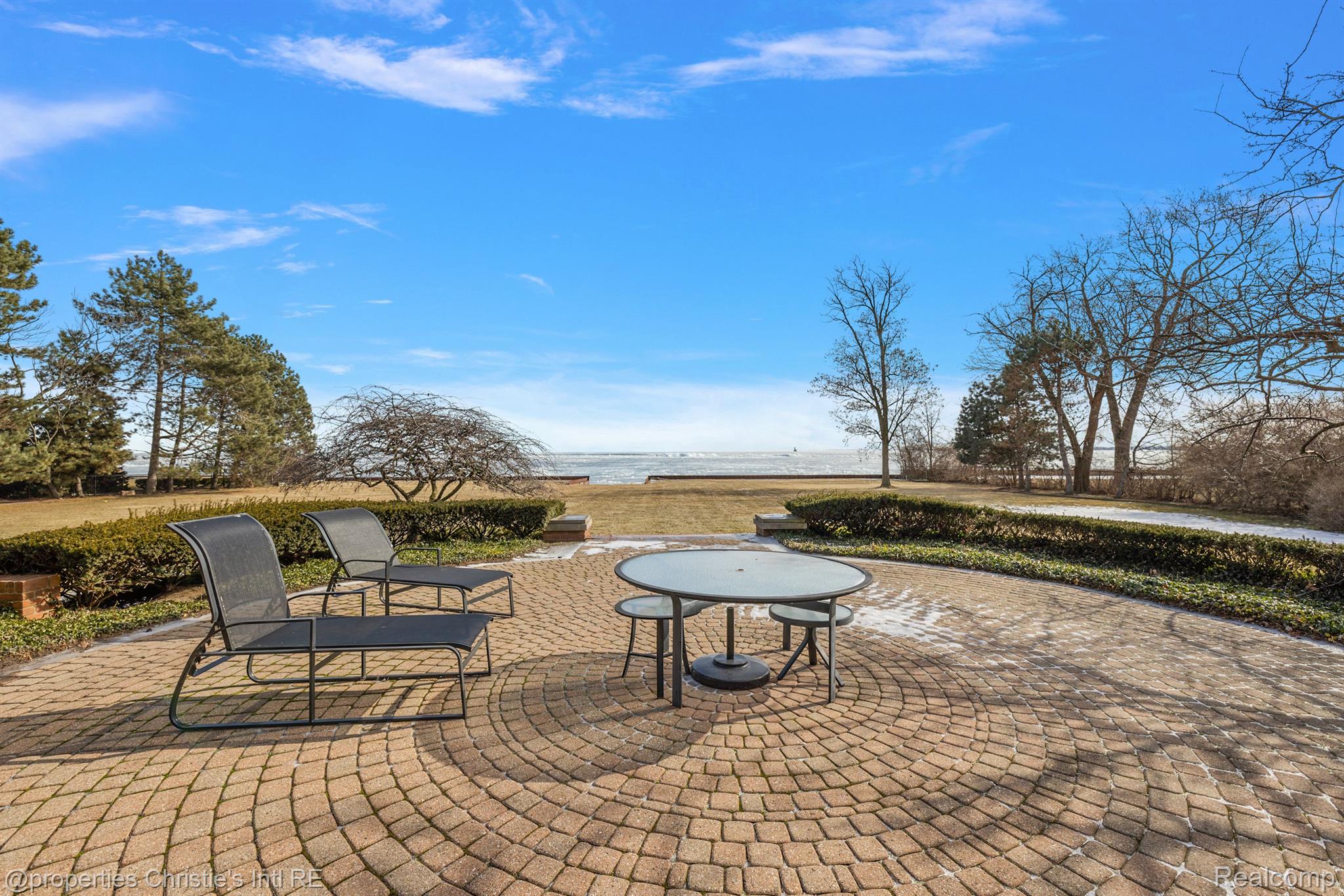 15440 WINDMILL POINTE Drive