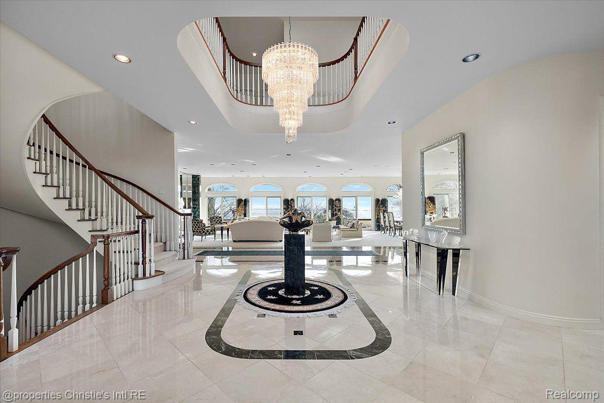 15440 WINDMILL POINTE Drive