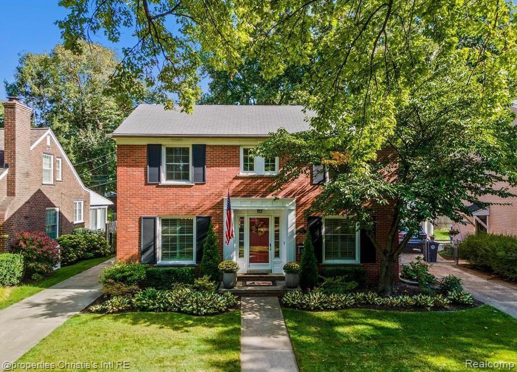 286 MOUNT VERNON Avenue