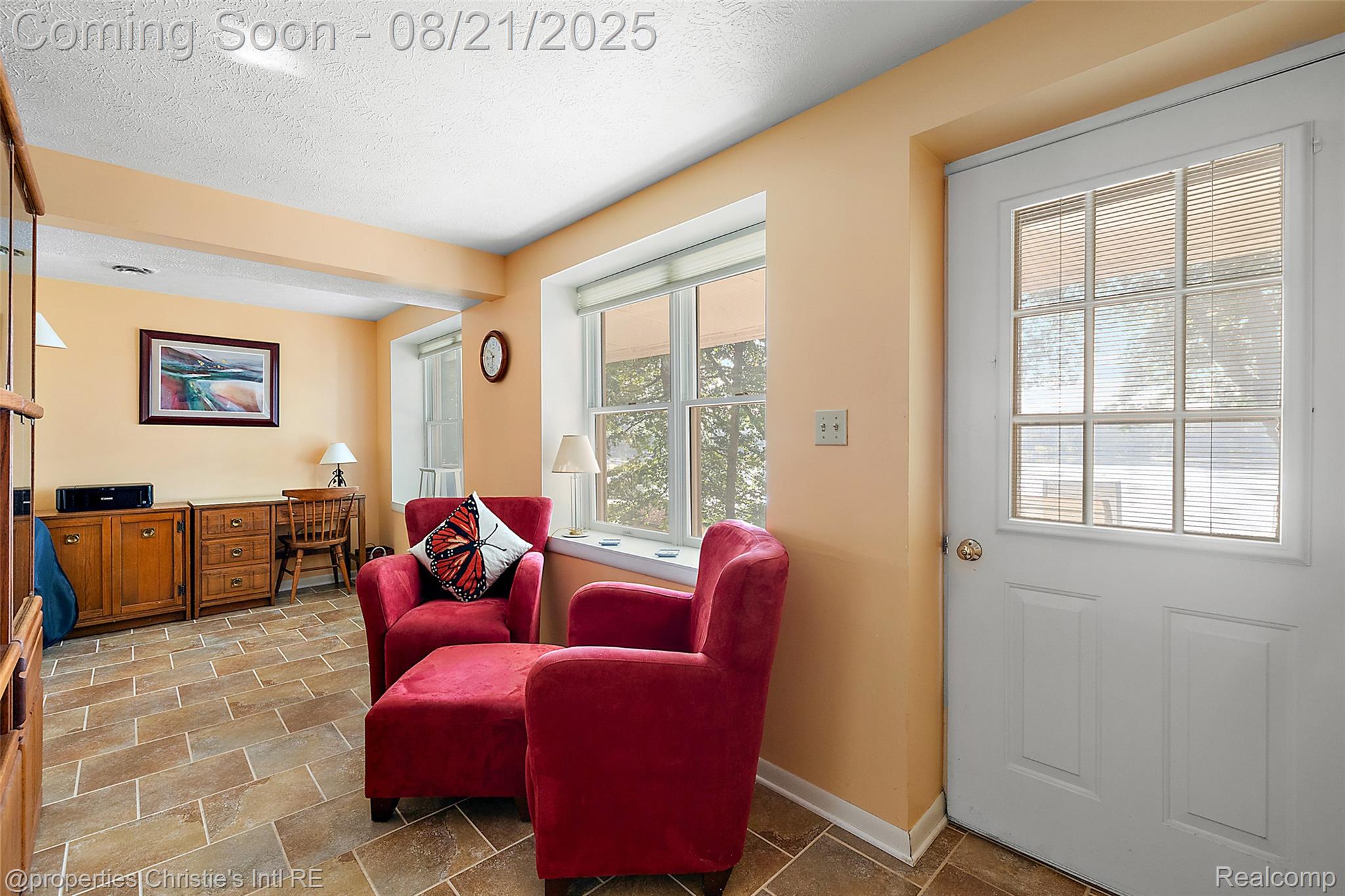 11113 Perch Lake Drive W