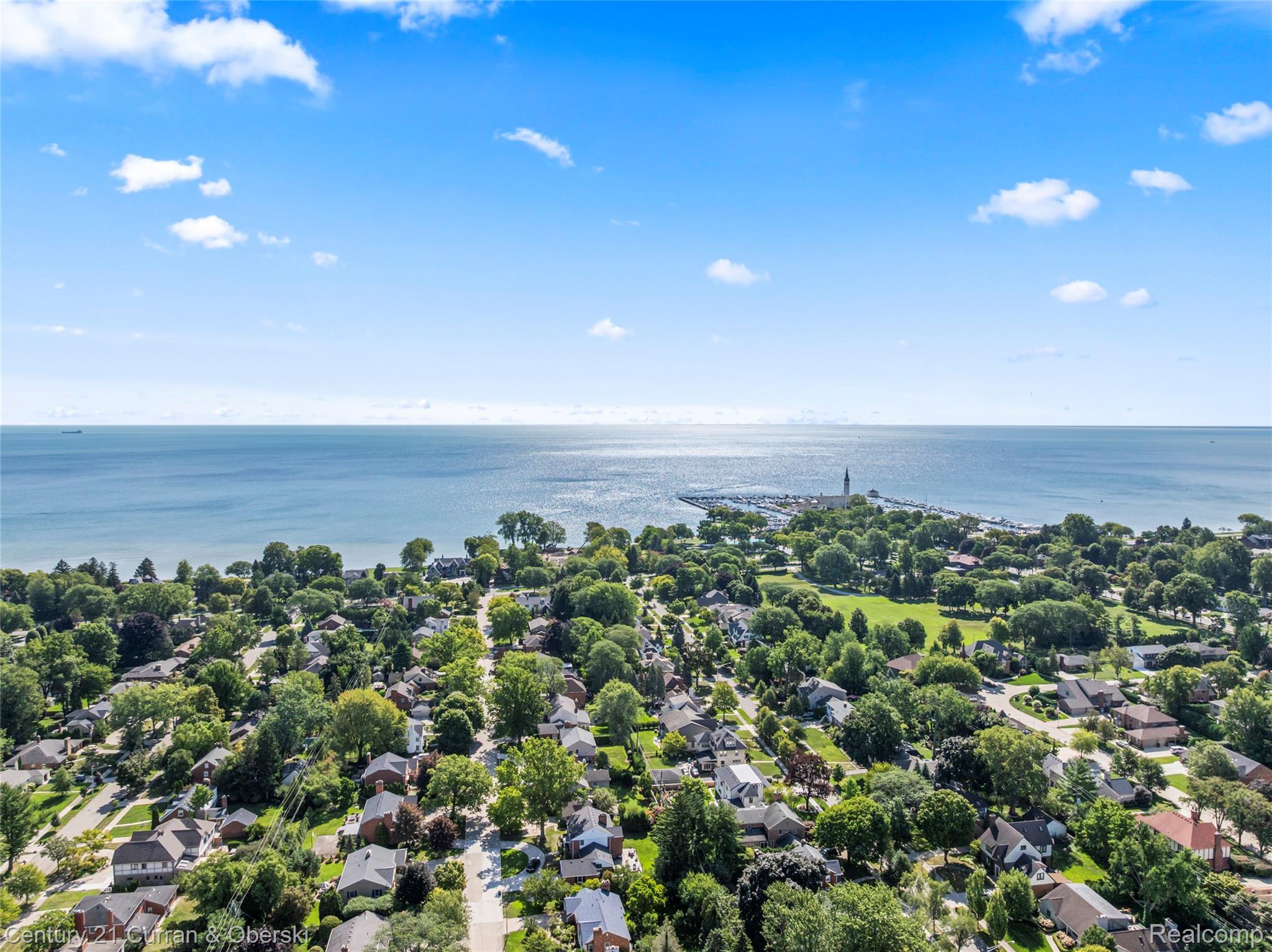 505 Hollywood Avenue