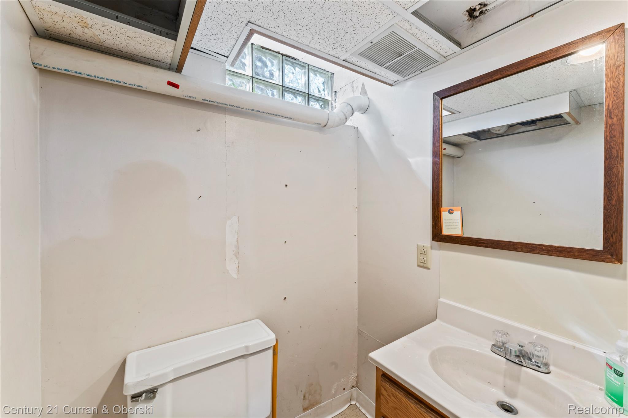 505 Hollywood Avenue