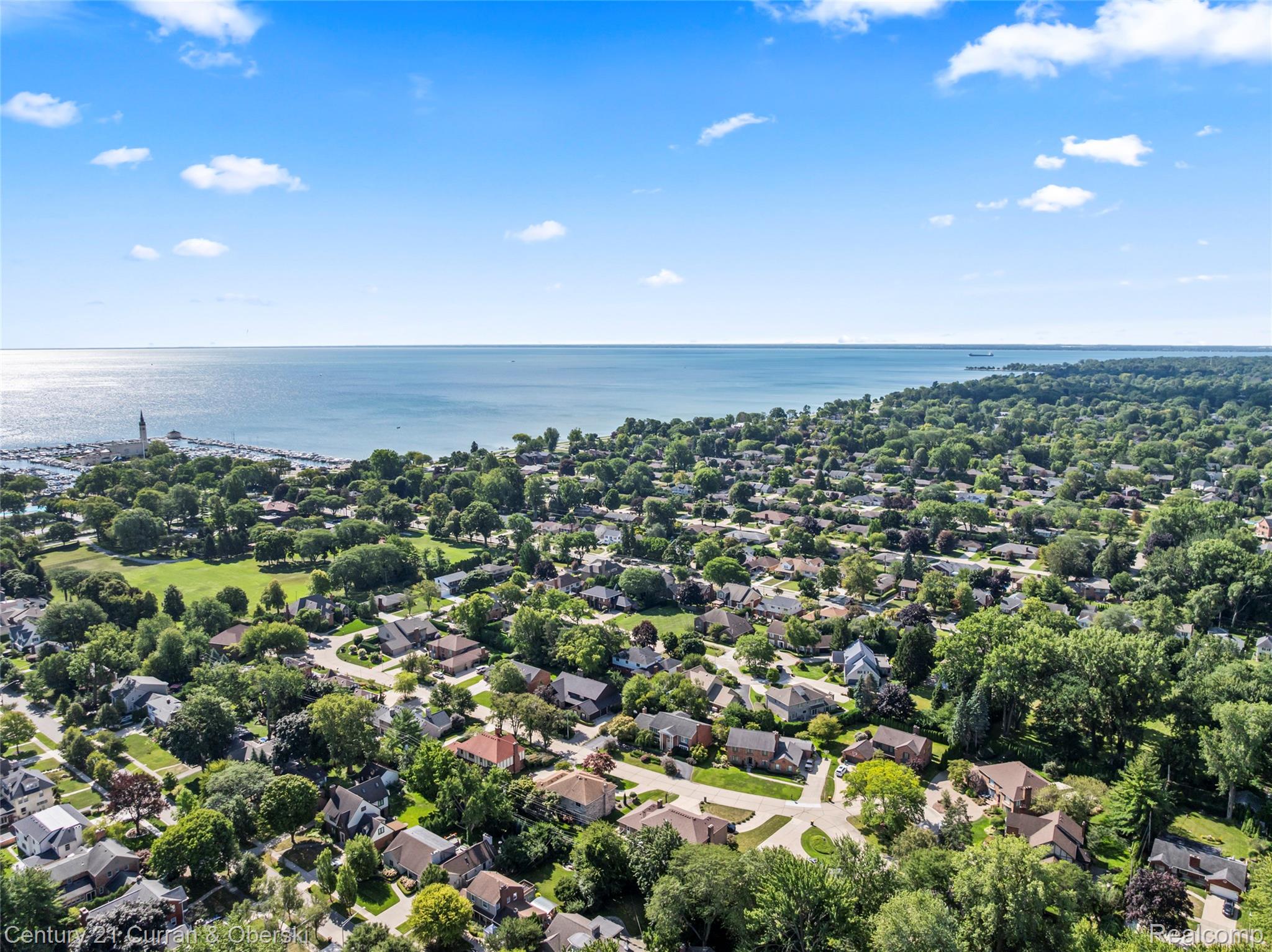 505 Hollywood Avenue