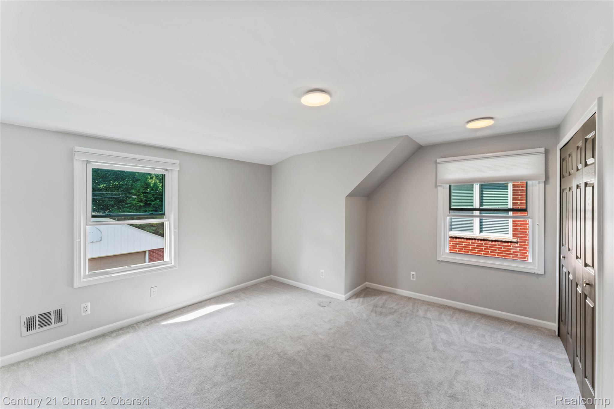 505 Hollywood Avenue