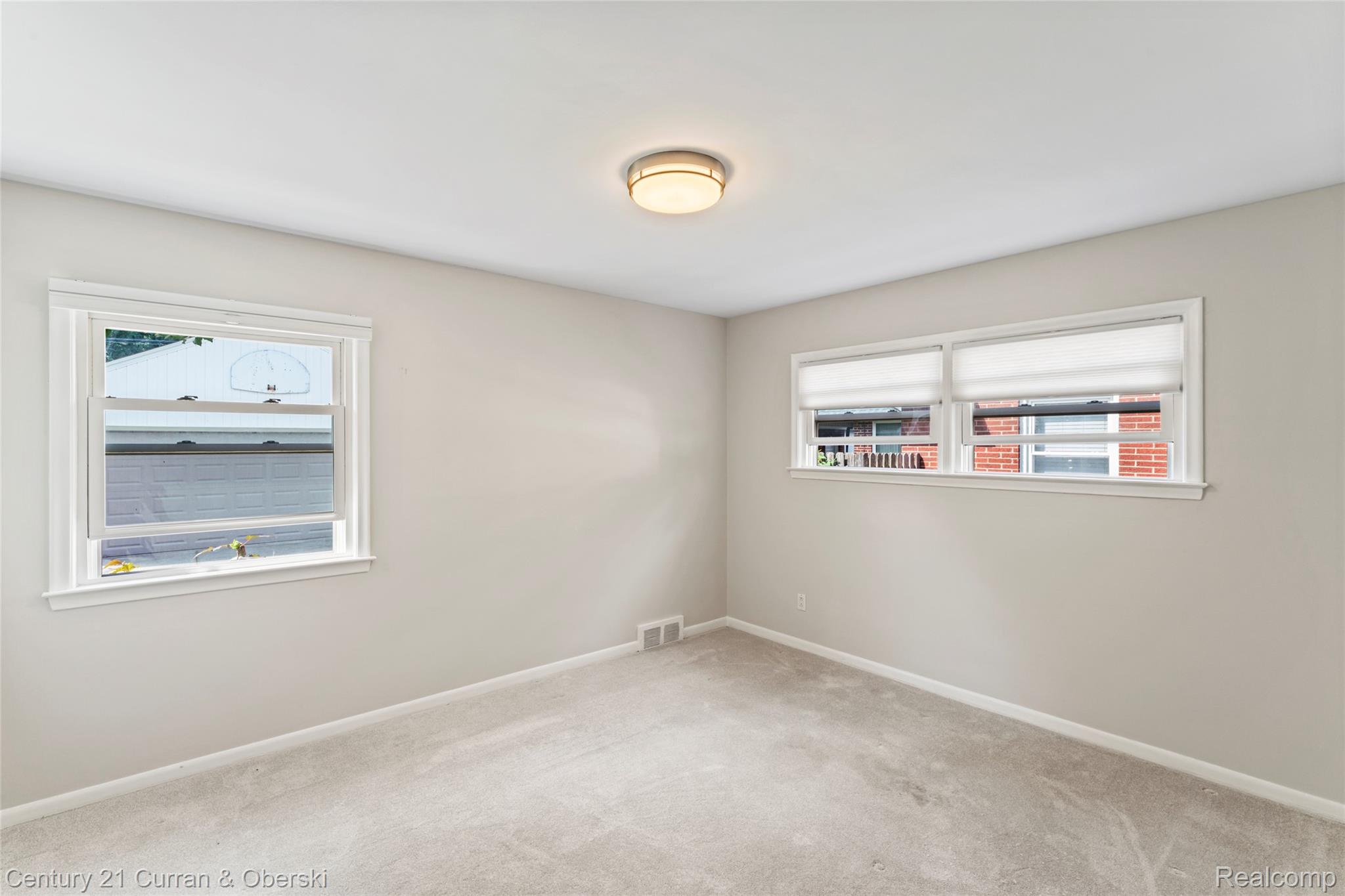 505 Hollywood Avenue