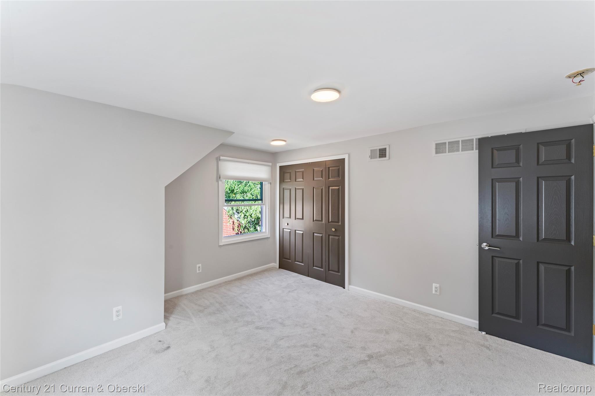 505 Hollywood Avenue