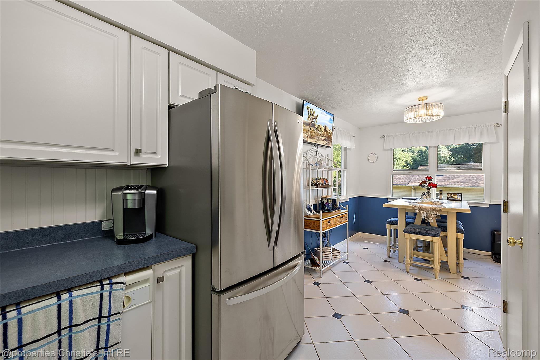 11113 Perch Lake Drive W