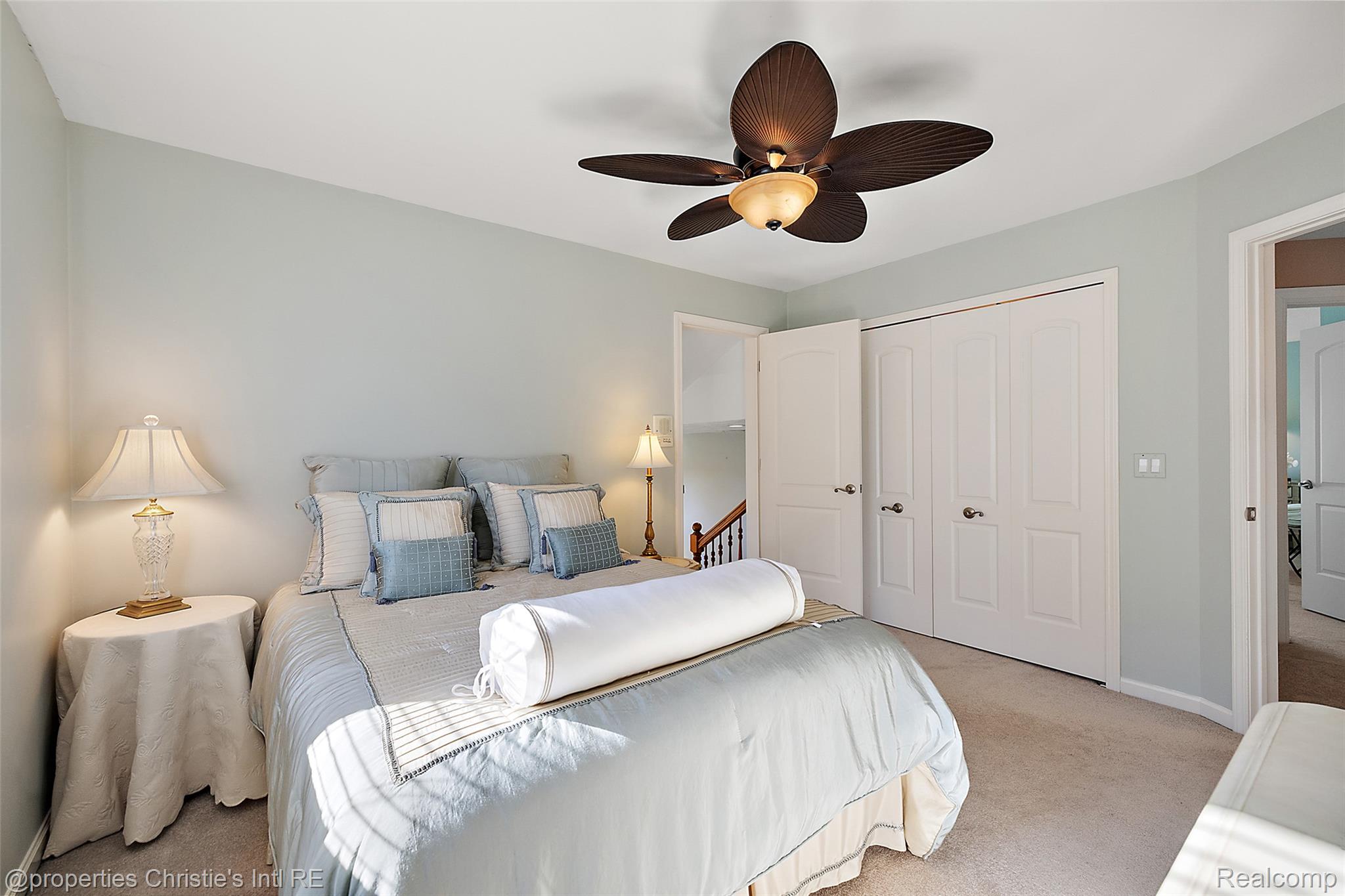 38080 Lakeshore Drive