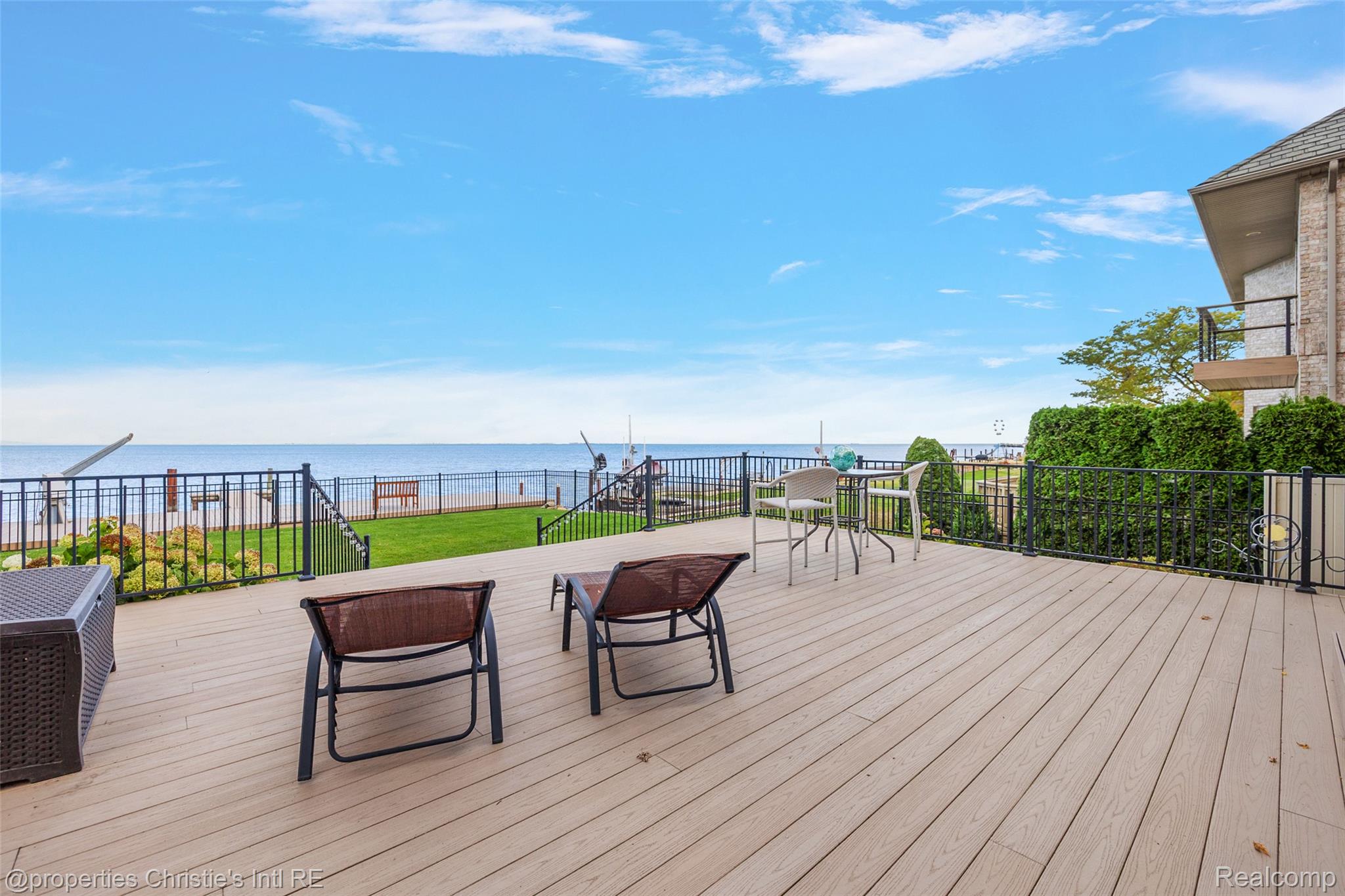 38080 Lakeshore Drive