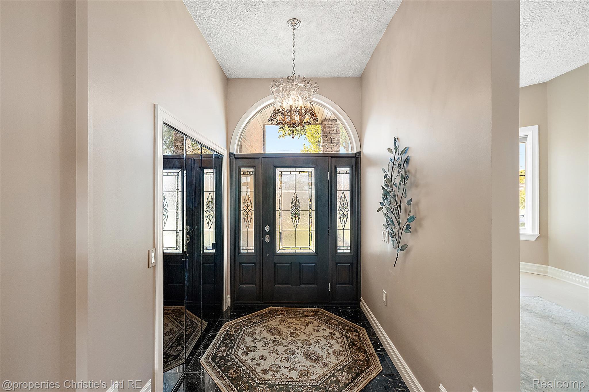 38080 Lakeshore Drive