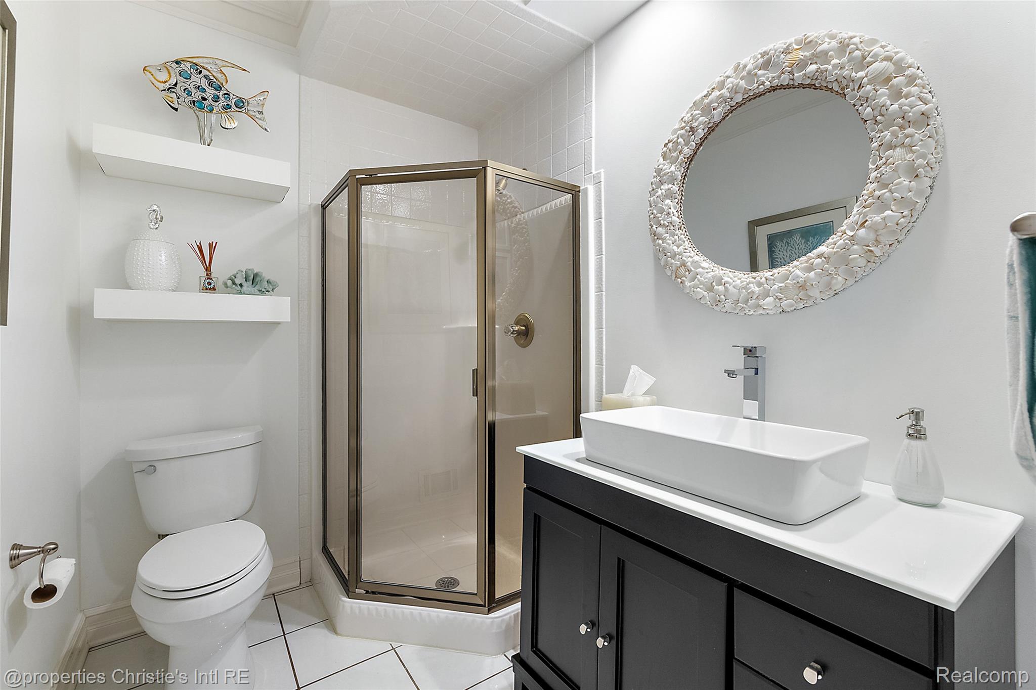 38080 Lakeshore Drive