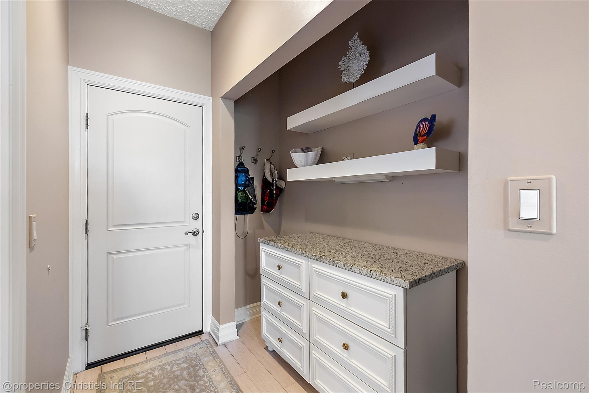 38080 Lakeshore Drive