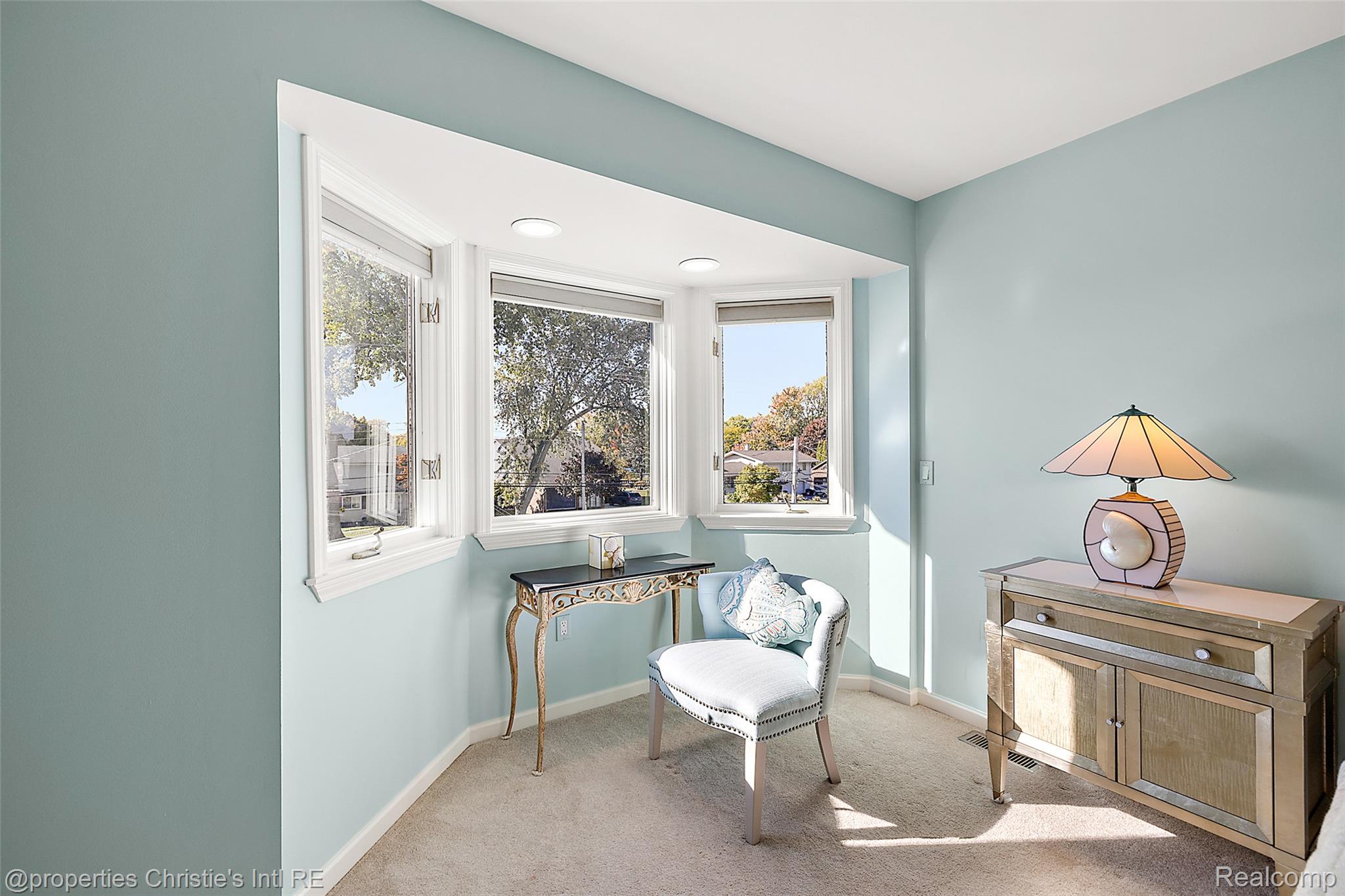 38080 Lakeshore Drive