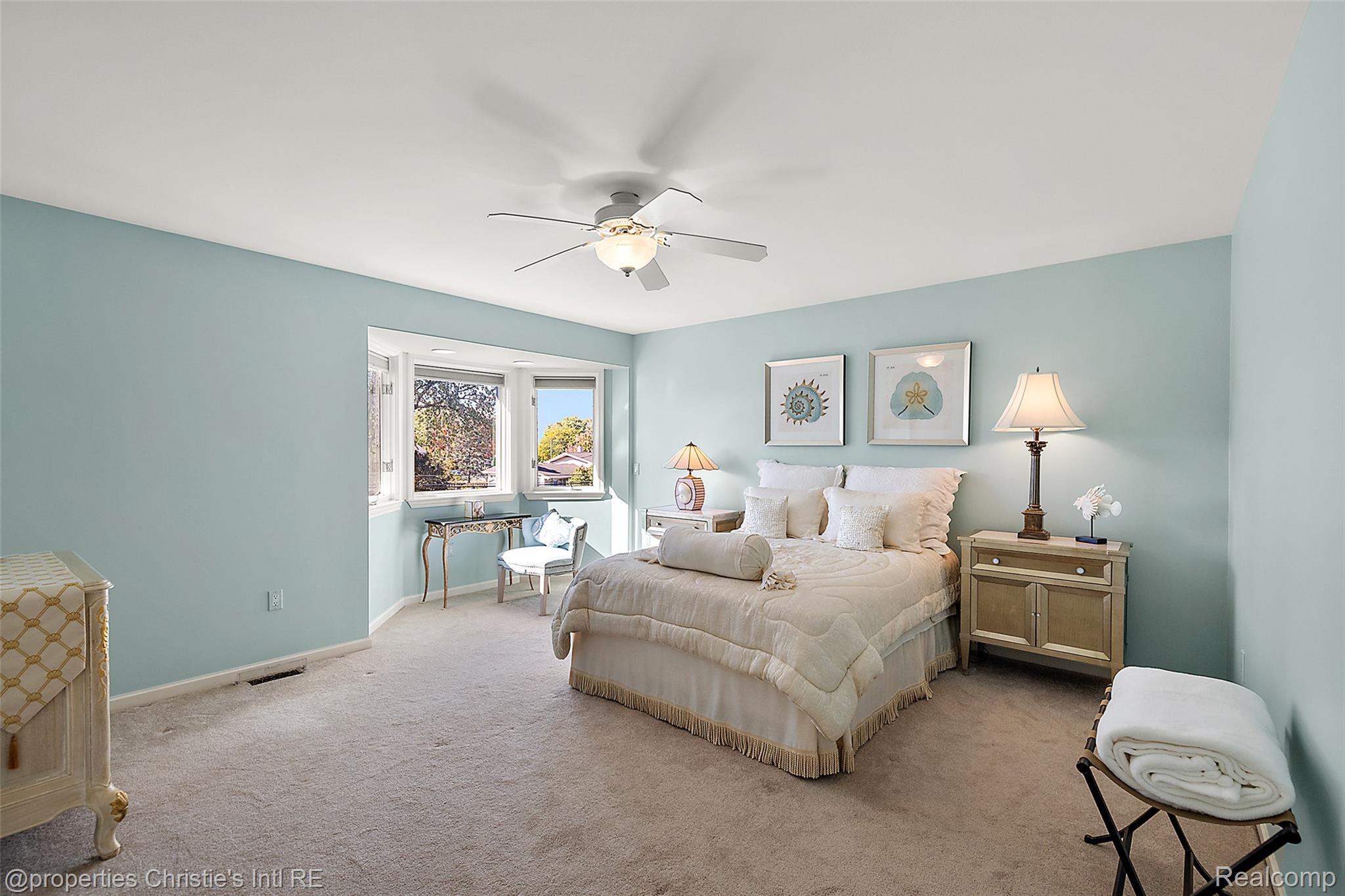 38080 Lakeshore Drive