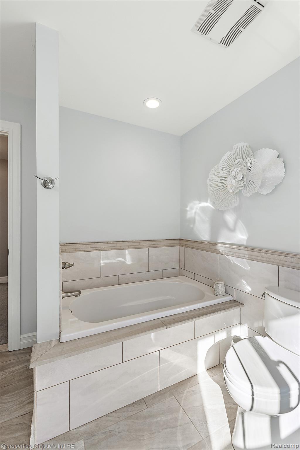 38080 Lakeshore Drive