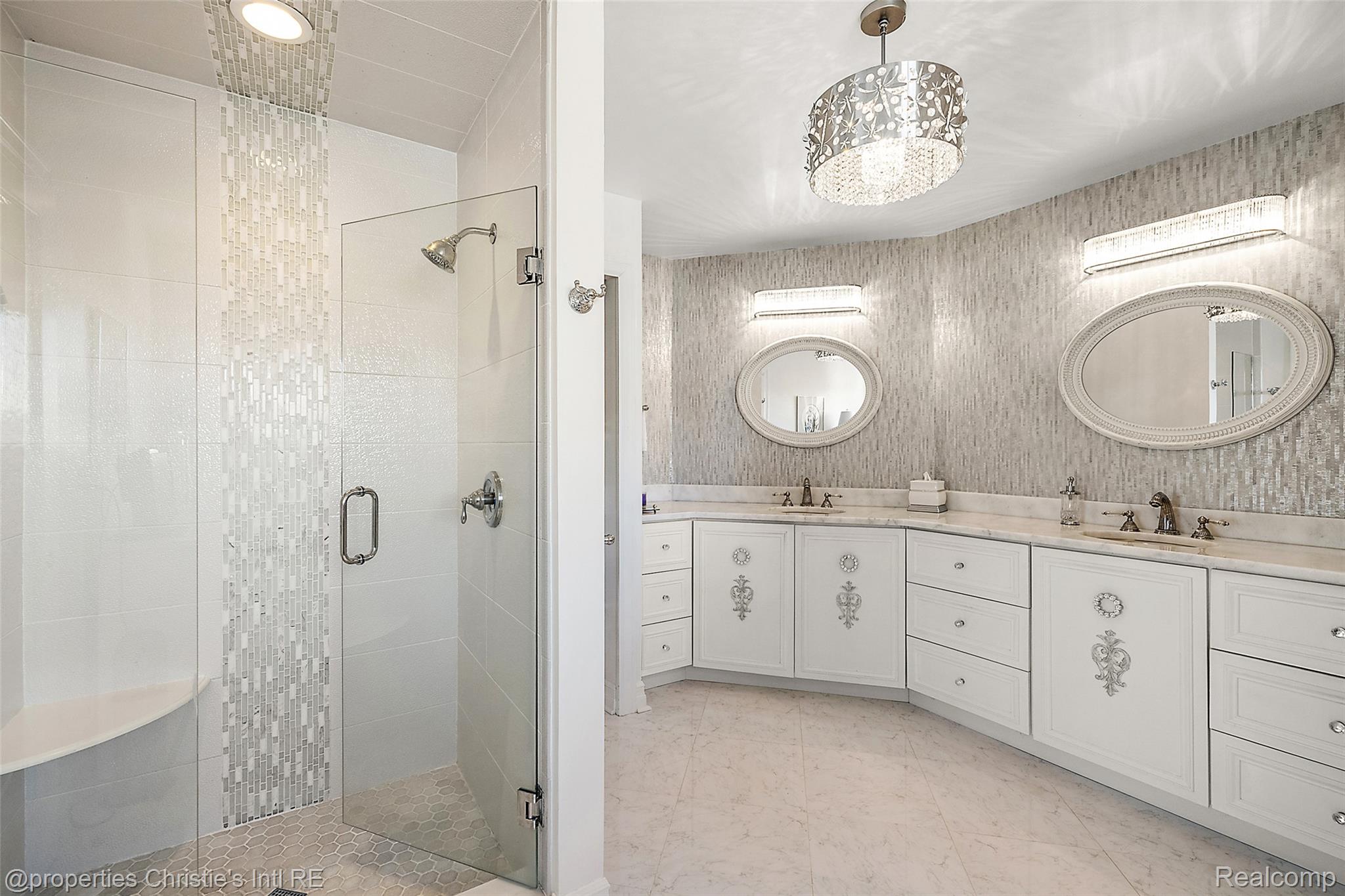 38080 Lakeshore Drive