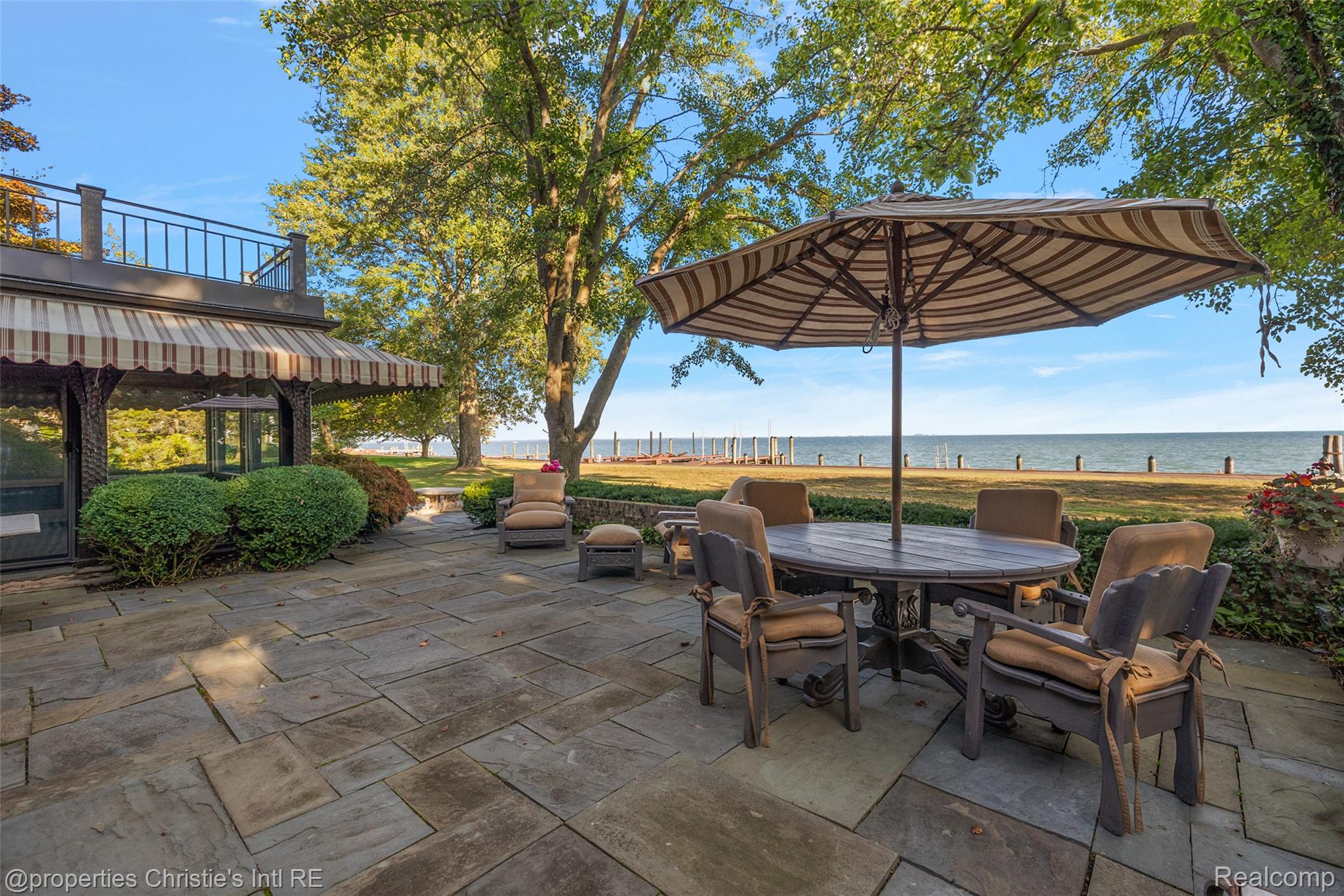 49016 Pointe Lakeview Drive