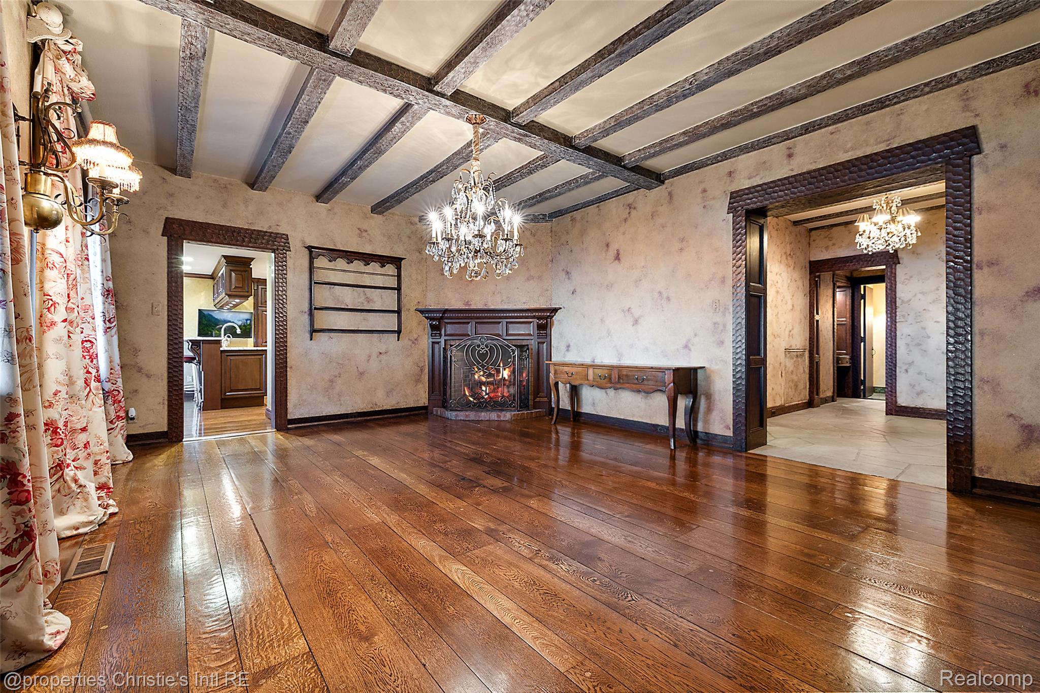 49016 Pointe Lakeview Drive