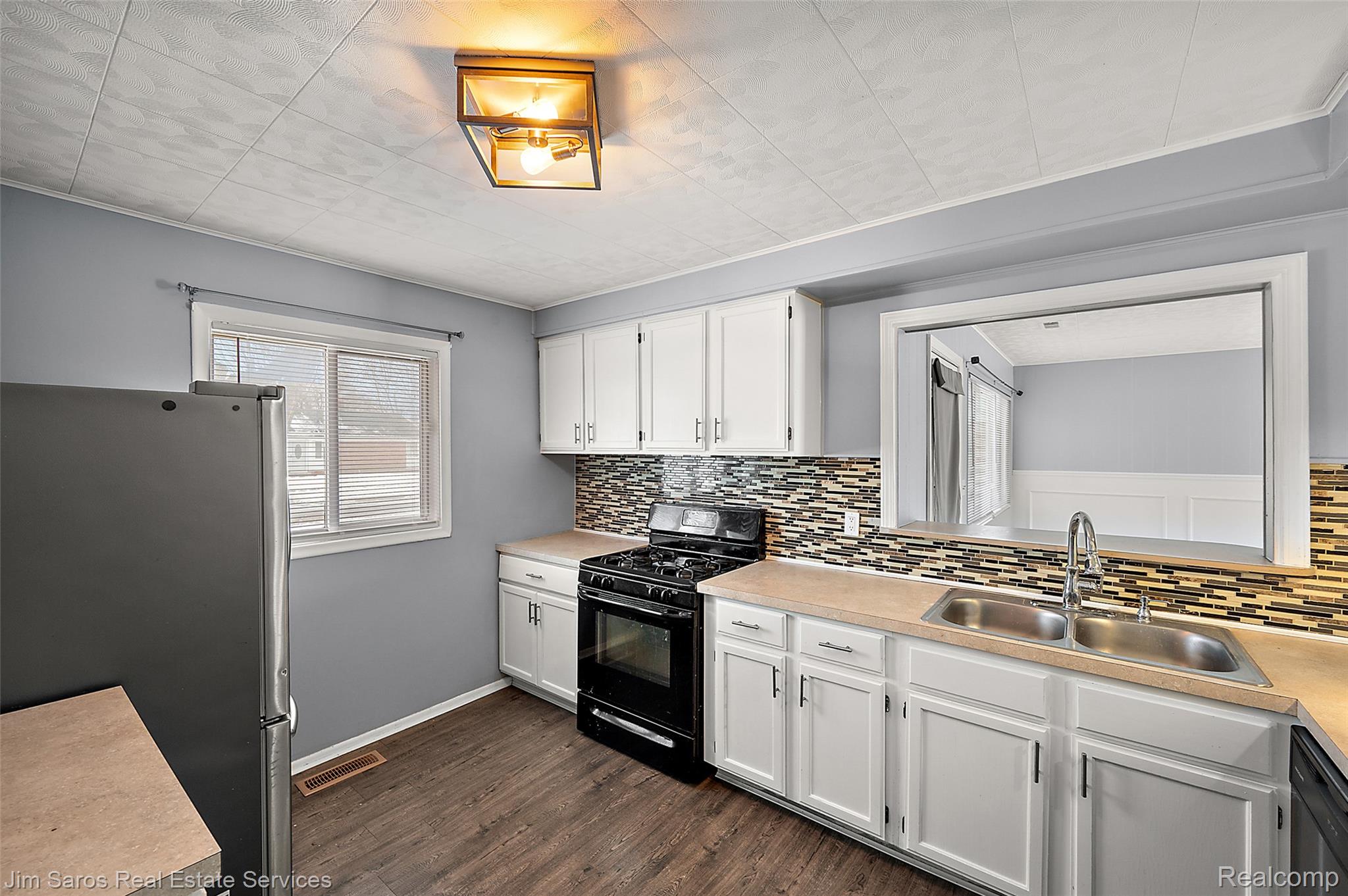 11216 Unity Drive