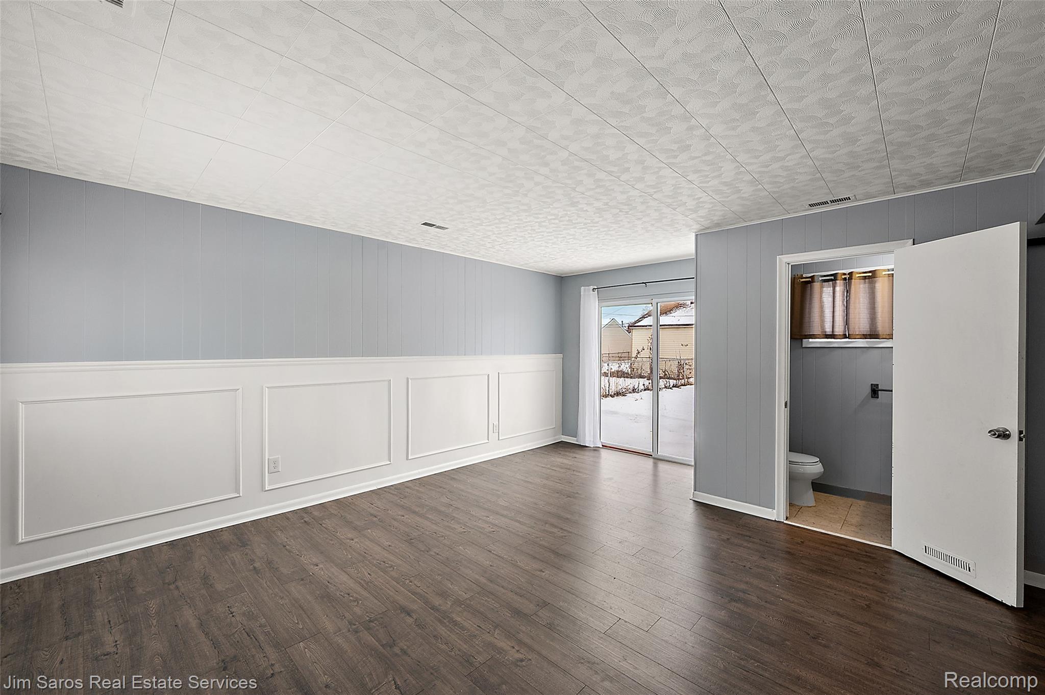 11216 Unity Drive