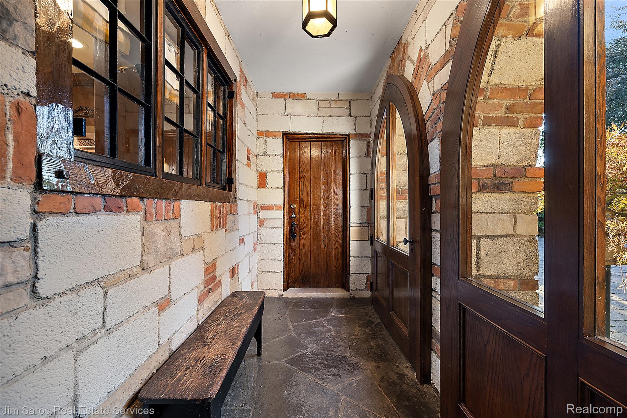 49016 Pointe Lakeview Drive