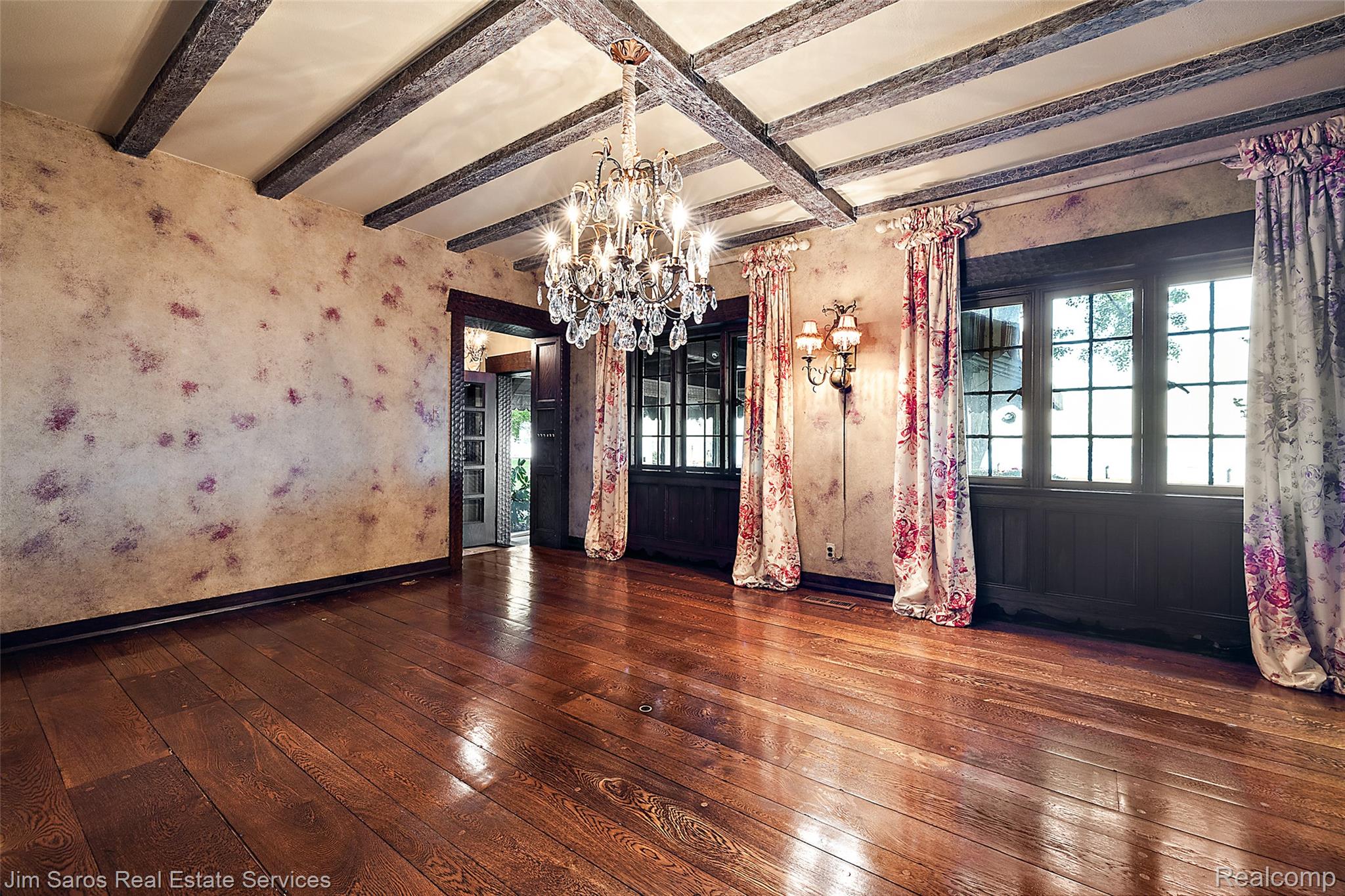 49016 Pointe Lakeview Drive